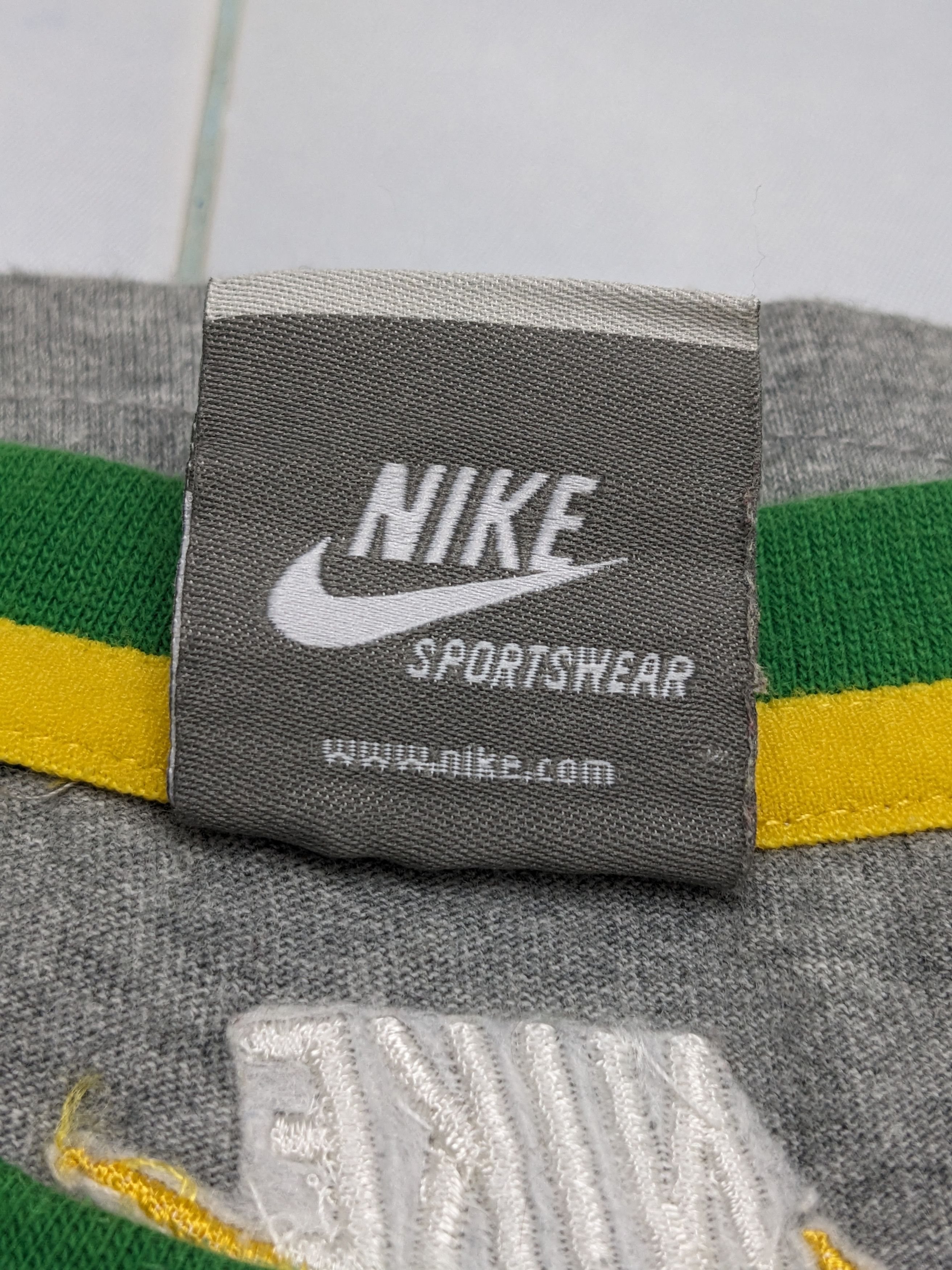 Nike VINTAGE NIKE TSHIRT Size US L / EU 52-54 / 3 - 10 Thumbnail