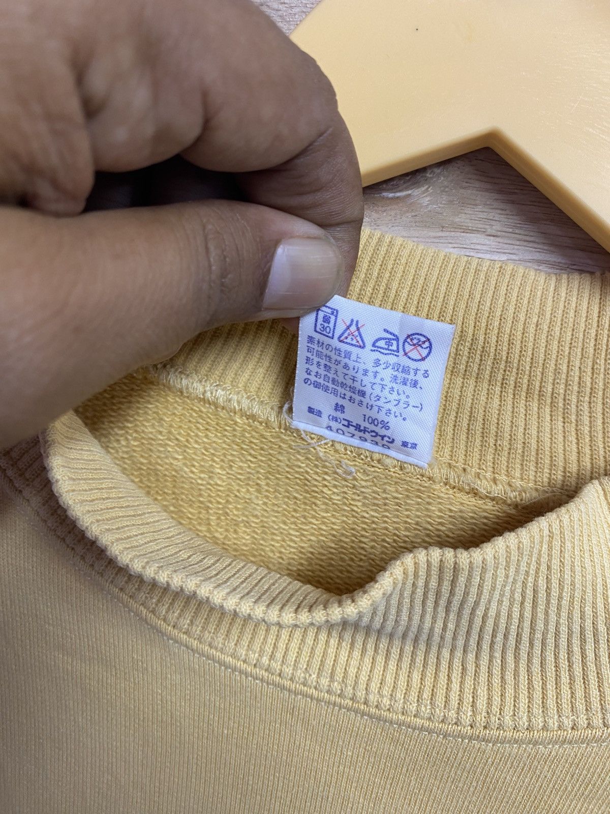 Helly Hansen vintage Helly Hansen crewneck sweatshirt embroidered logo Size US M / EU 48-50 / 2 - 4 Thumbnail