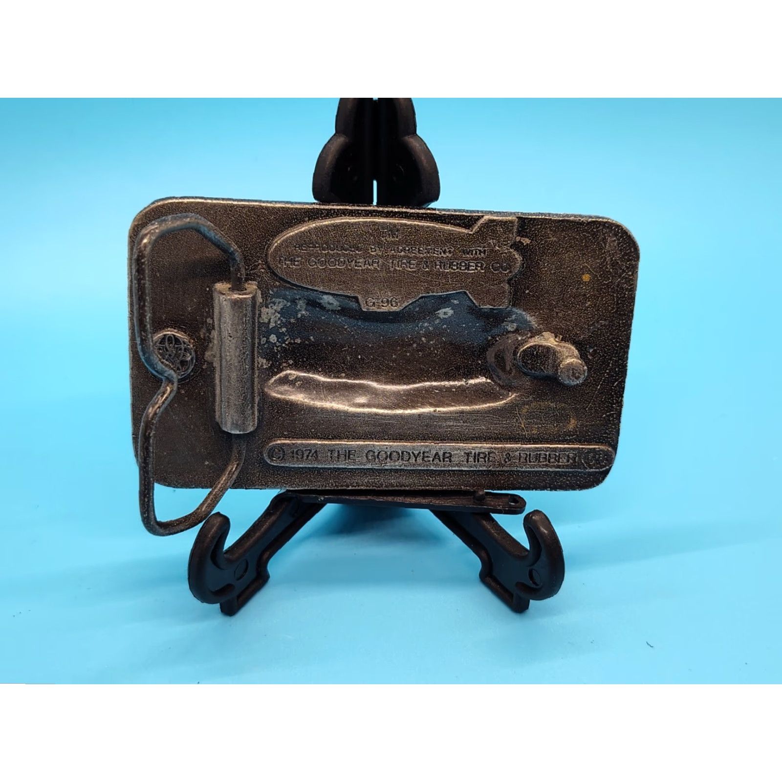 Vintage VINTAGE Goodyear Blimp Belt Buckle 1974 Gray Occupational Metal Mens Size ONE SIZE - 4 Thumbnail