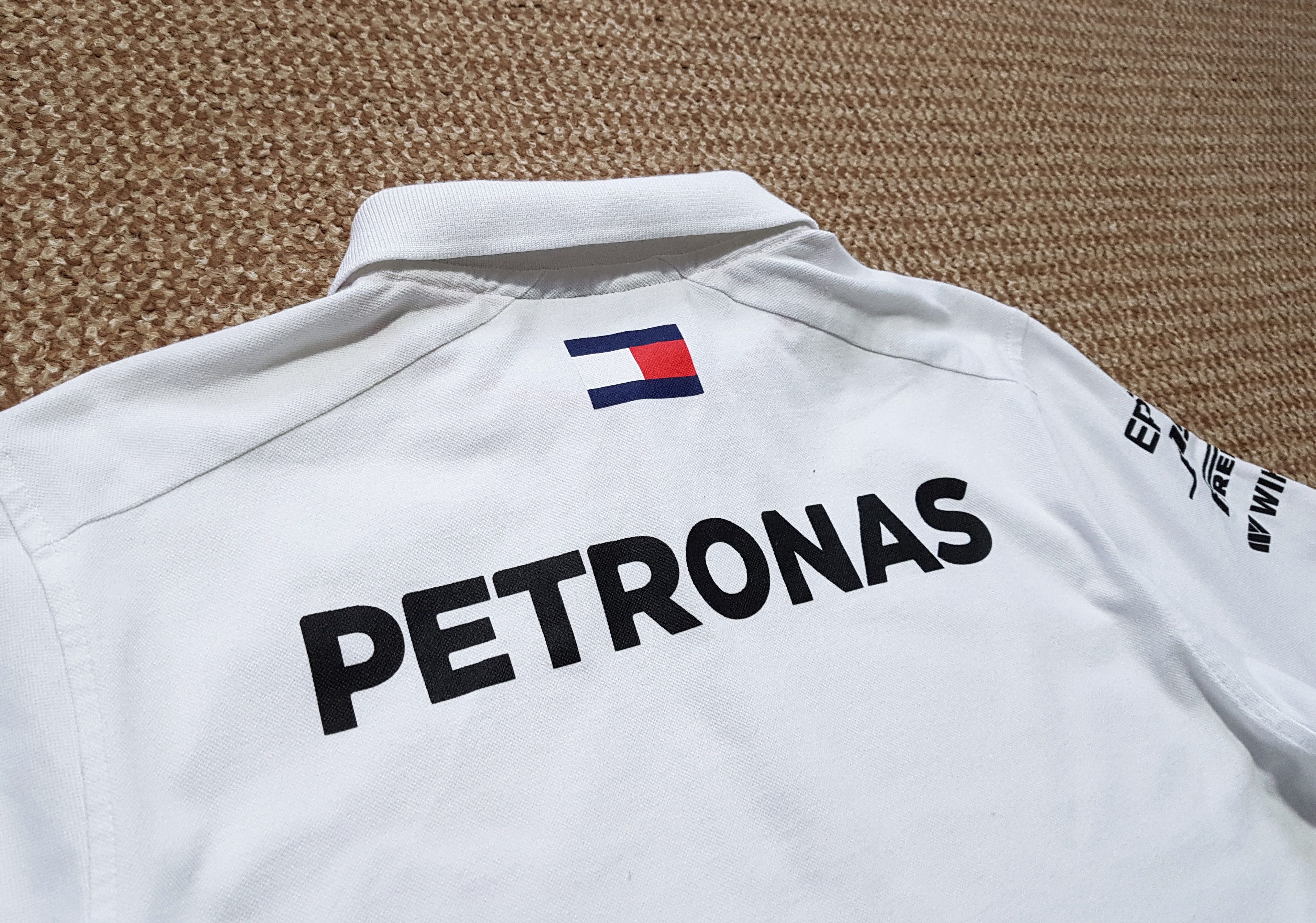 Formula 1 Mercedes AMG Petronas F1 Team Polo Shirt Qualcomm Bose sz M Size US M / EU 48-50 / 2 - 3 Thumbnail
