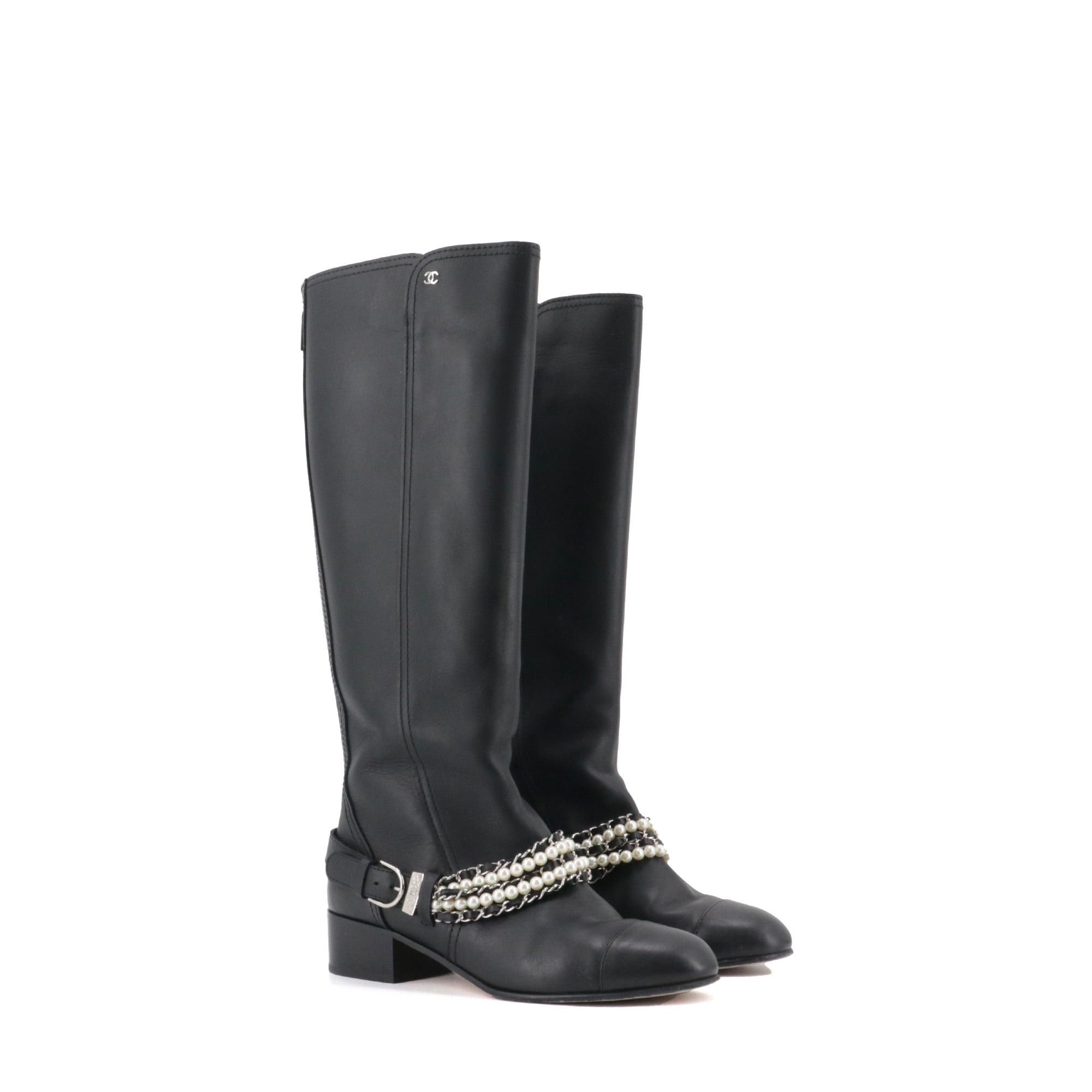 Chanel CHANEL - Chanel black leather boots with pearls (T41.5) Size US 10.5 / IT 40.5 - 1 Thumbnail