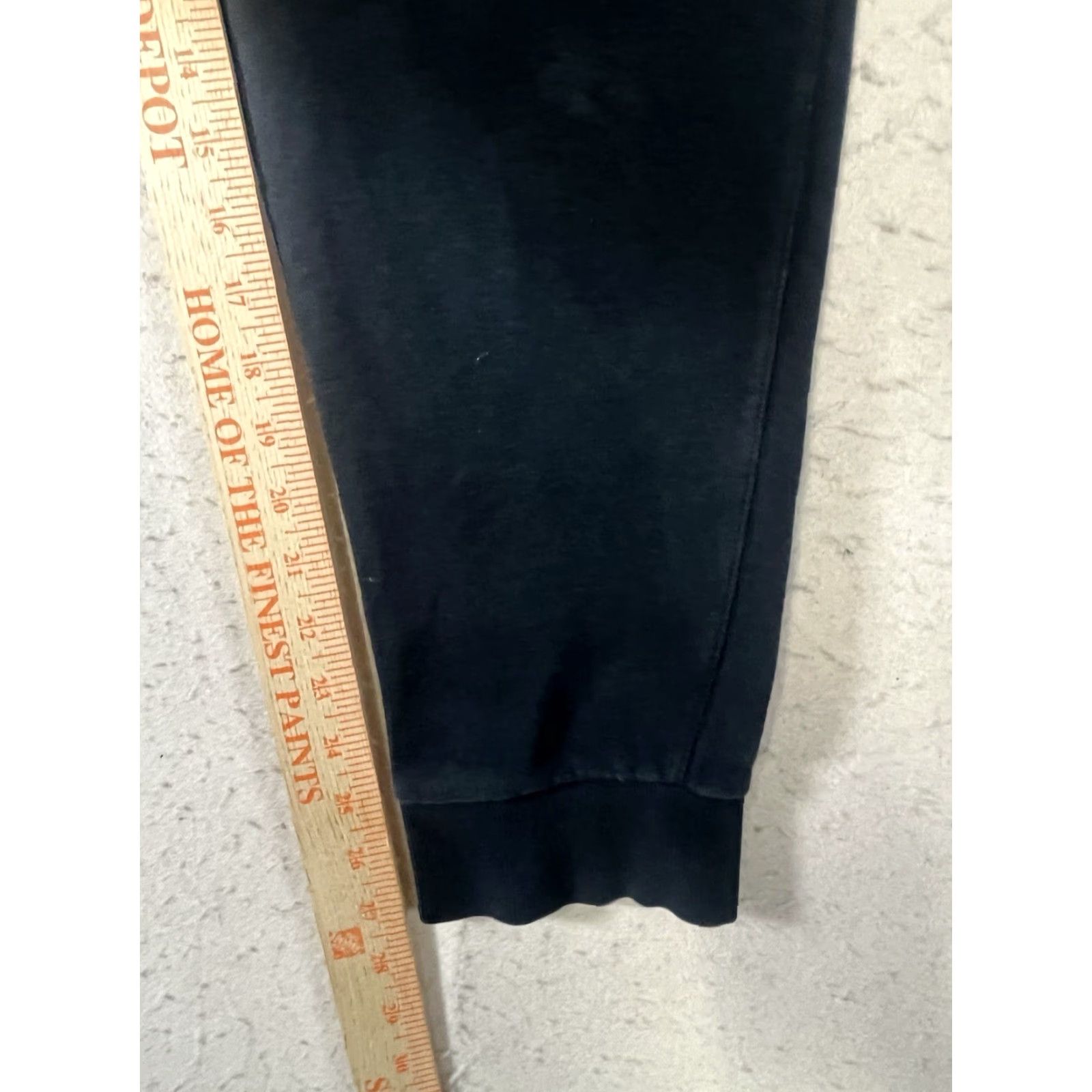 Oakley Oakley Sweatpants Mens XL Black Joggers Sweatpants Lightweight Elastic Waist Pockets Moisture Wicking Activewear Athleisure Comfort Straight Pants Size US 36 / EU 52 - 5 Thumbnail