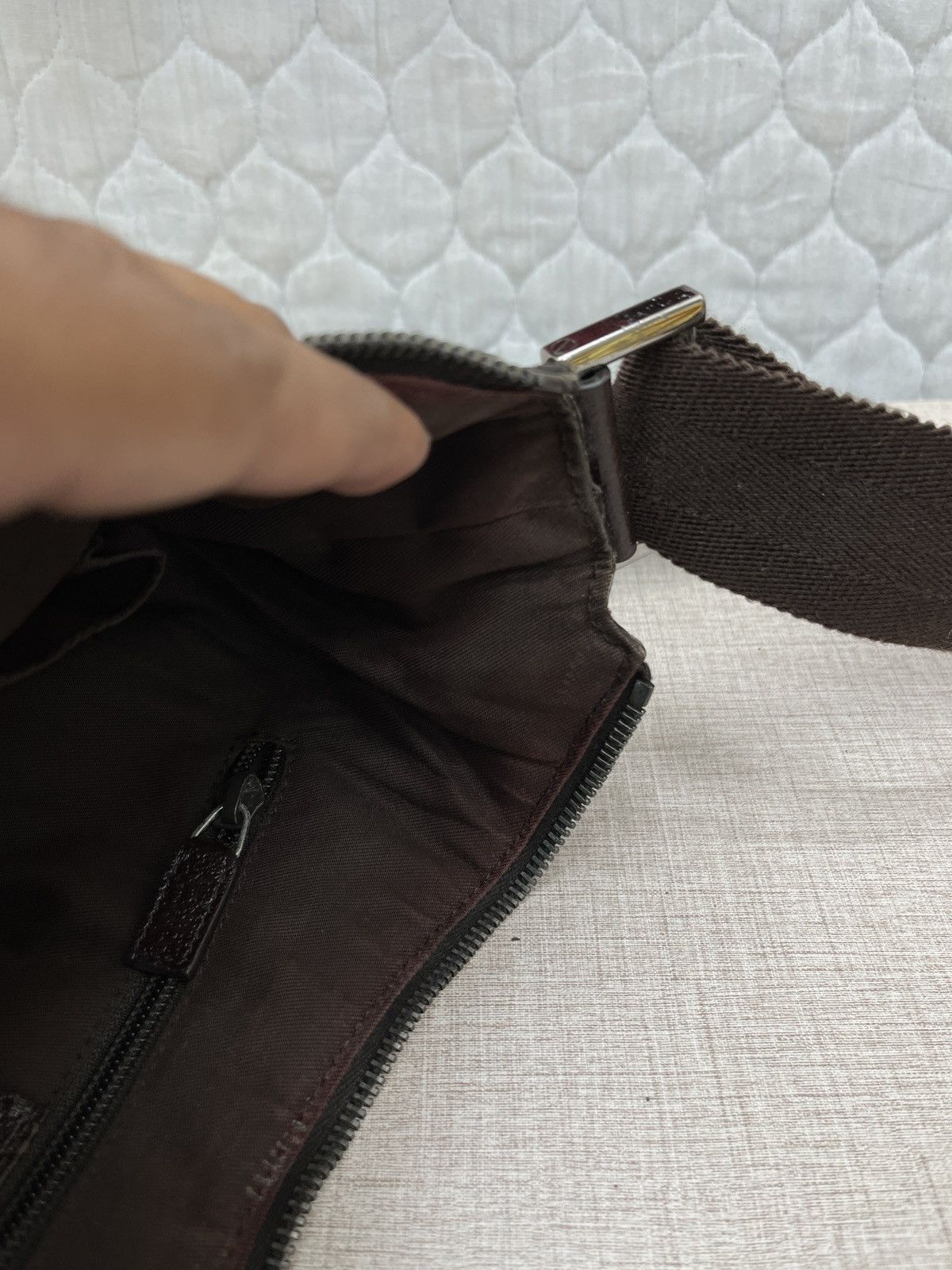 Gucci 🔥STEALS🔥 GUCCI SLING BAG Size ONE SIZE - 14 Thumbnail