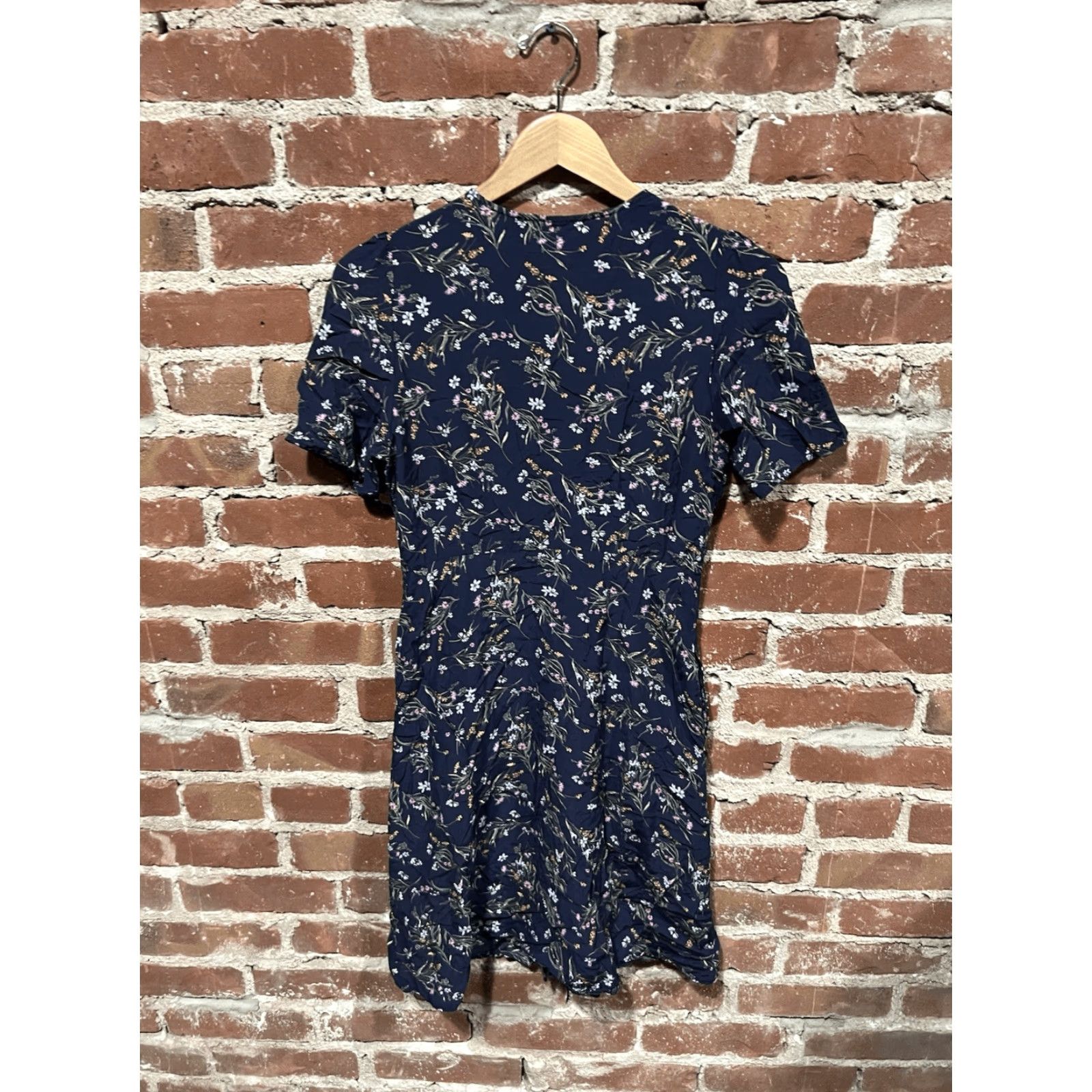 Uniqlo Uniqlo Womens Blue Short Sleeve Button Up Floral Pattern Shirt Dress XS Size XS / US 0-2 / IT 36-38 - 2 Thumbnail