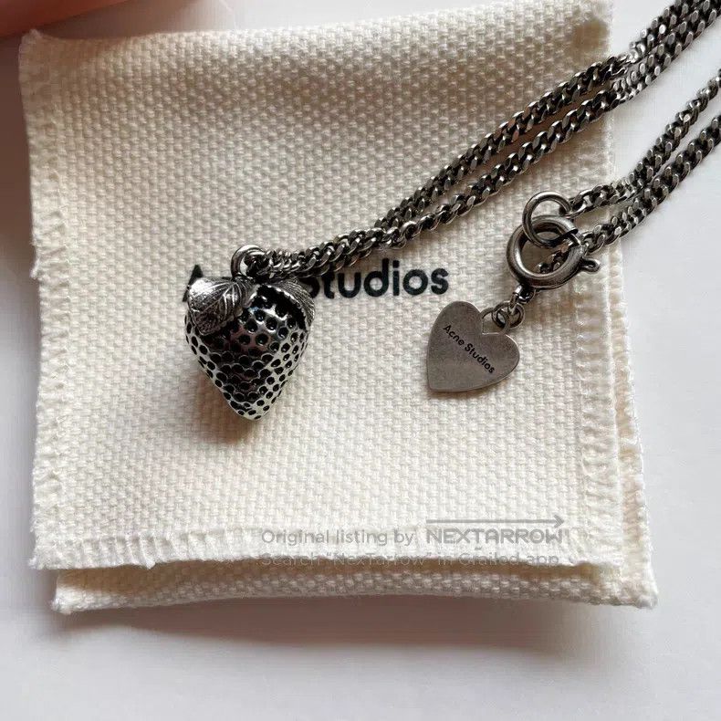 Acne Studios Acne Studios Strawberry Embellished Necklace Size ONE SIZE - 1 Thumbnail