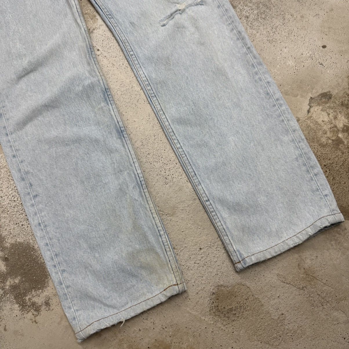 Levi's Vintage 90s Levis 501 Buttonfly Distressed Marks Denim Pants Size US 27 - 5 Thumbnail