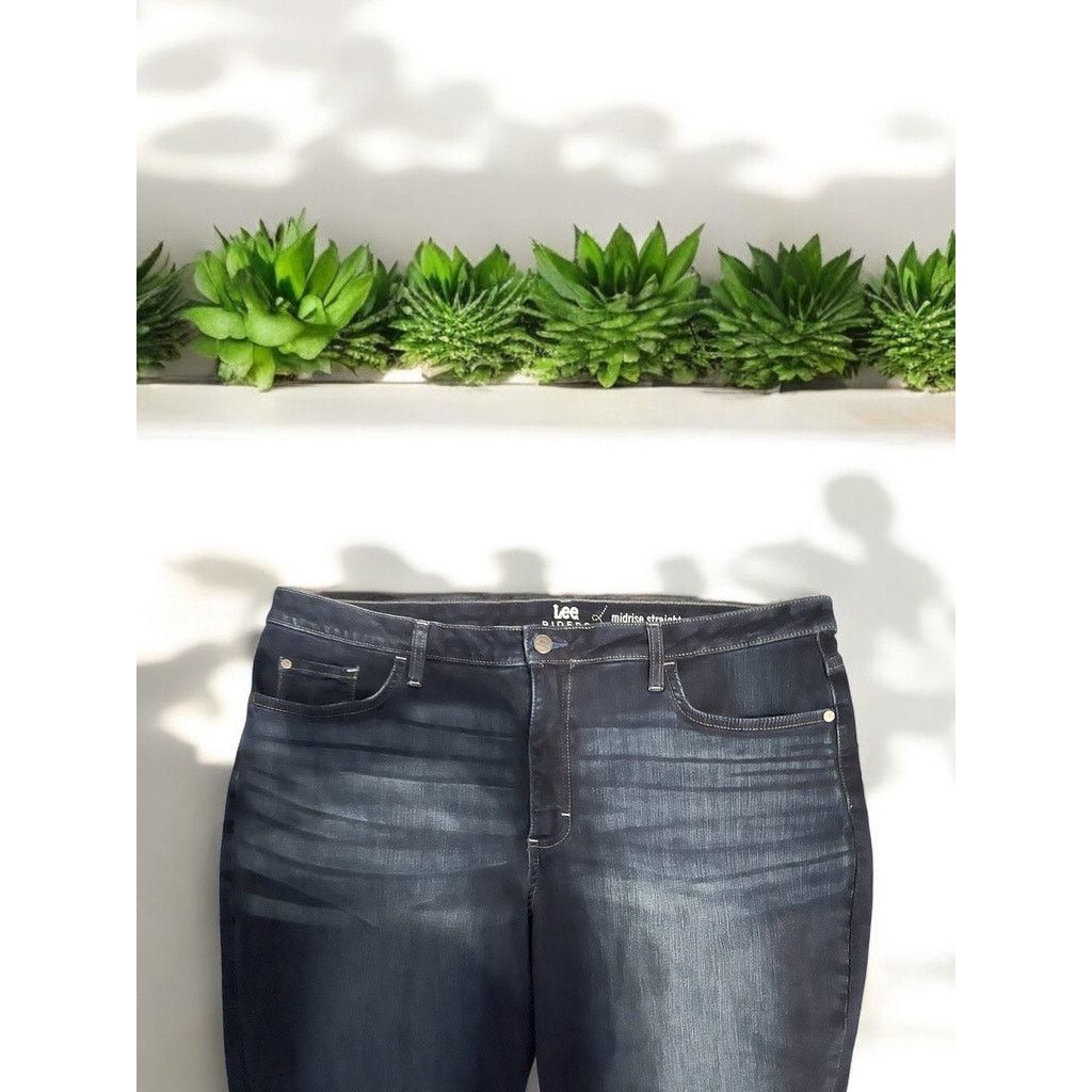 Lee Lee Riders Women's Straight Blue Jeans Plus Size 20 Size 42" / US 20 - 2 Thumbnail