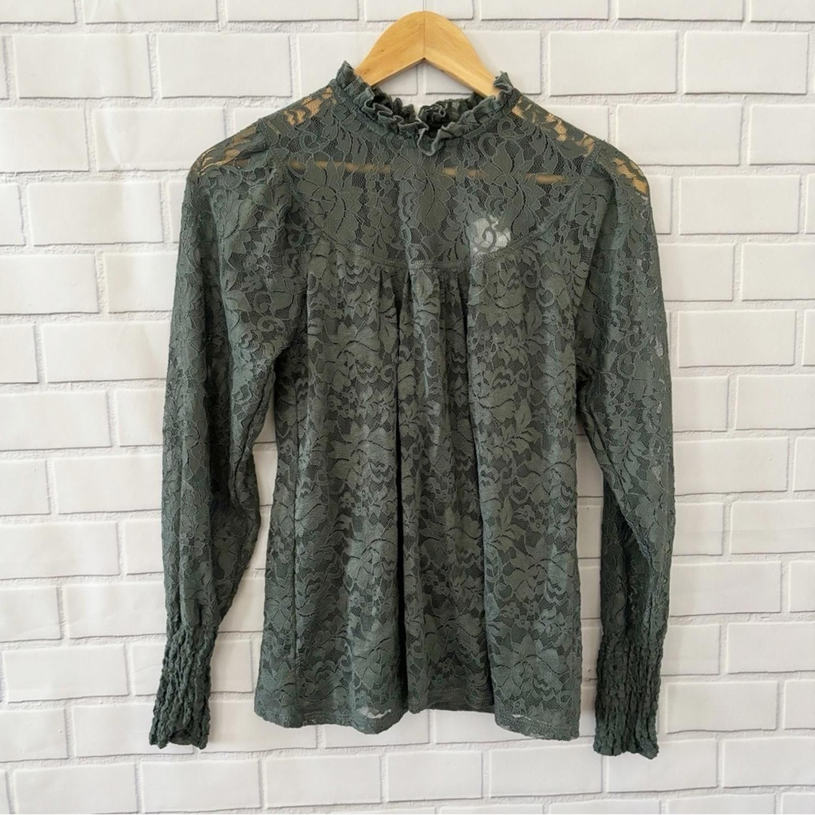 Other Elegant Olive Green Lace Long Sleeve Blouse with Ruffle Neck Size S / US 4 / IT 40 - 3 Thumbnail
