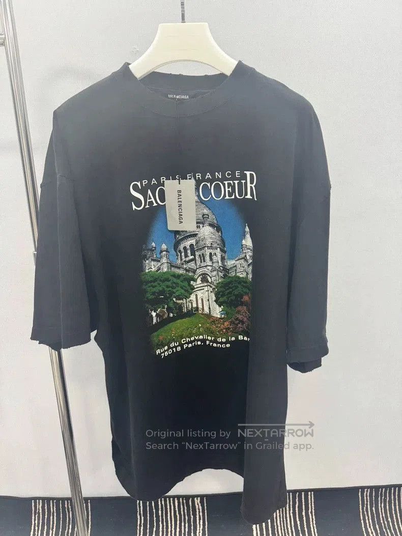 Balenciaga Balenciaga Castle Print Short Sleeve Tee. Size US S / EU 44-46 / 1 - 1 Thumbnail
