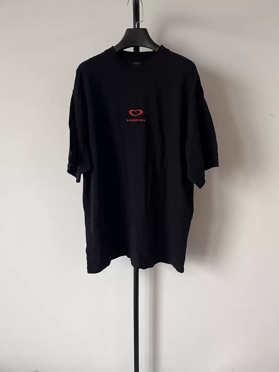 Balenciaga Balenciaga Round Neck Embroidered T-shirt Size US M / EU 48-50 / 2 - 1 Thumbnail