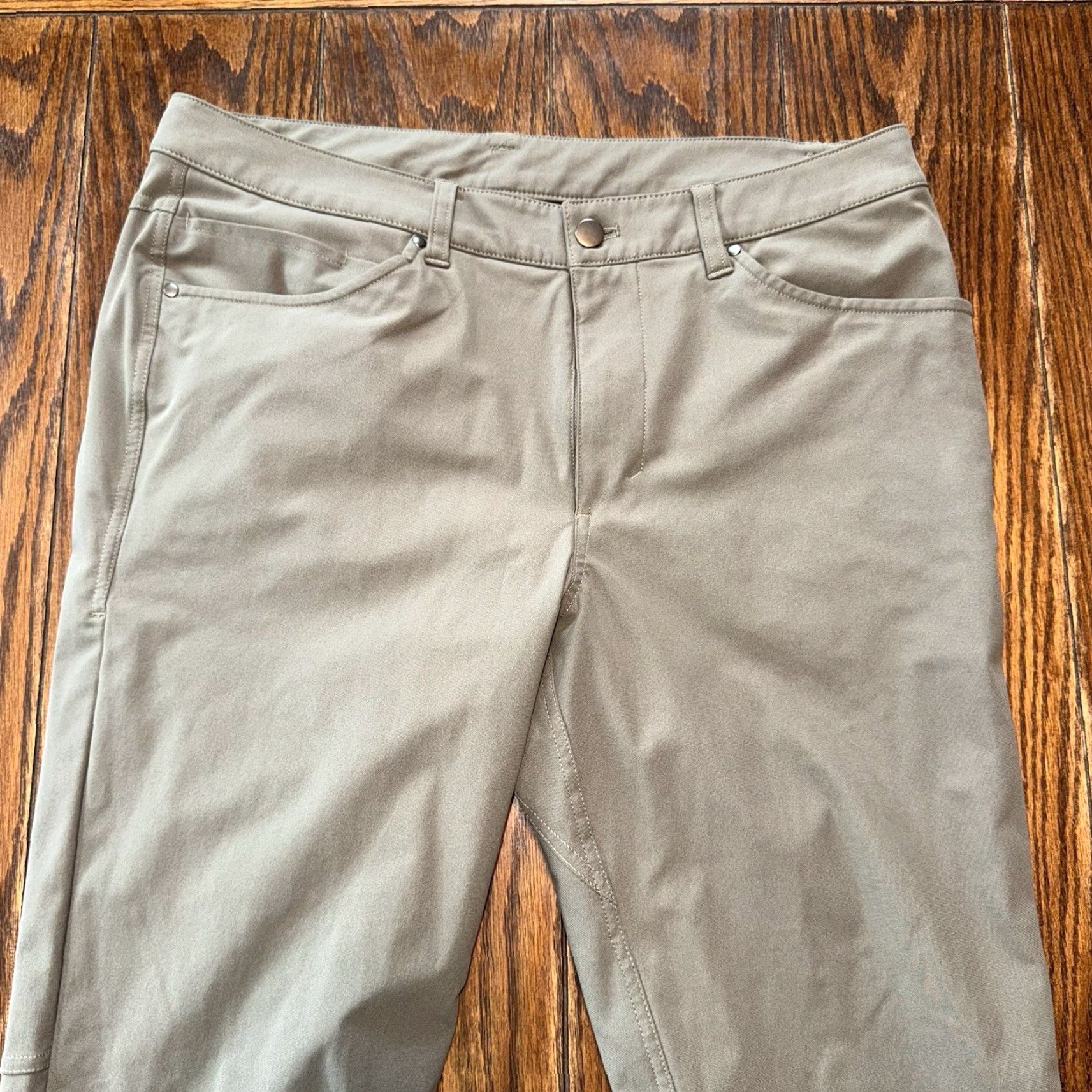 Lululemon Lululemon Men’s Green Pants 34x31 With Stretch Zip Pocket Size US 33 - 3 Thumbnail