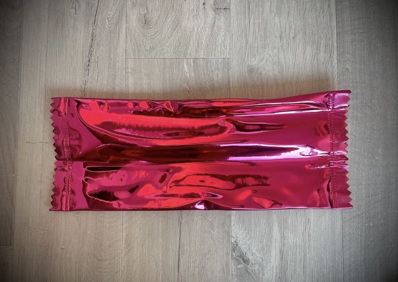 H&M × Maison Margiela 🍬 Maison Margiela x H&M metallic silver candy clutch Size ONE SIZE - 5 Thumbnail