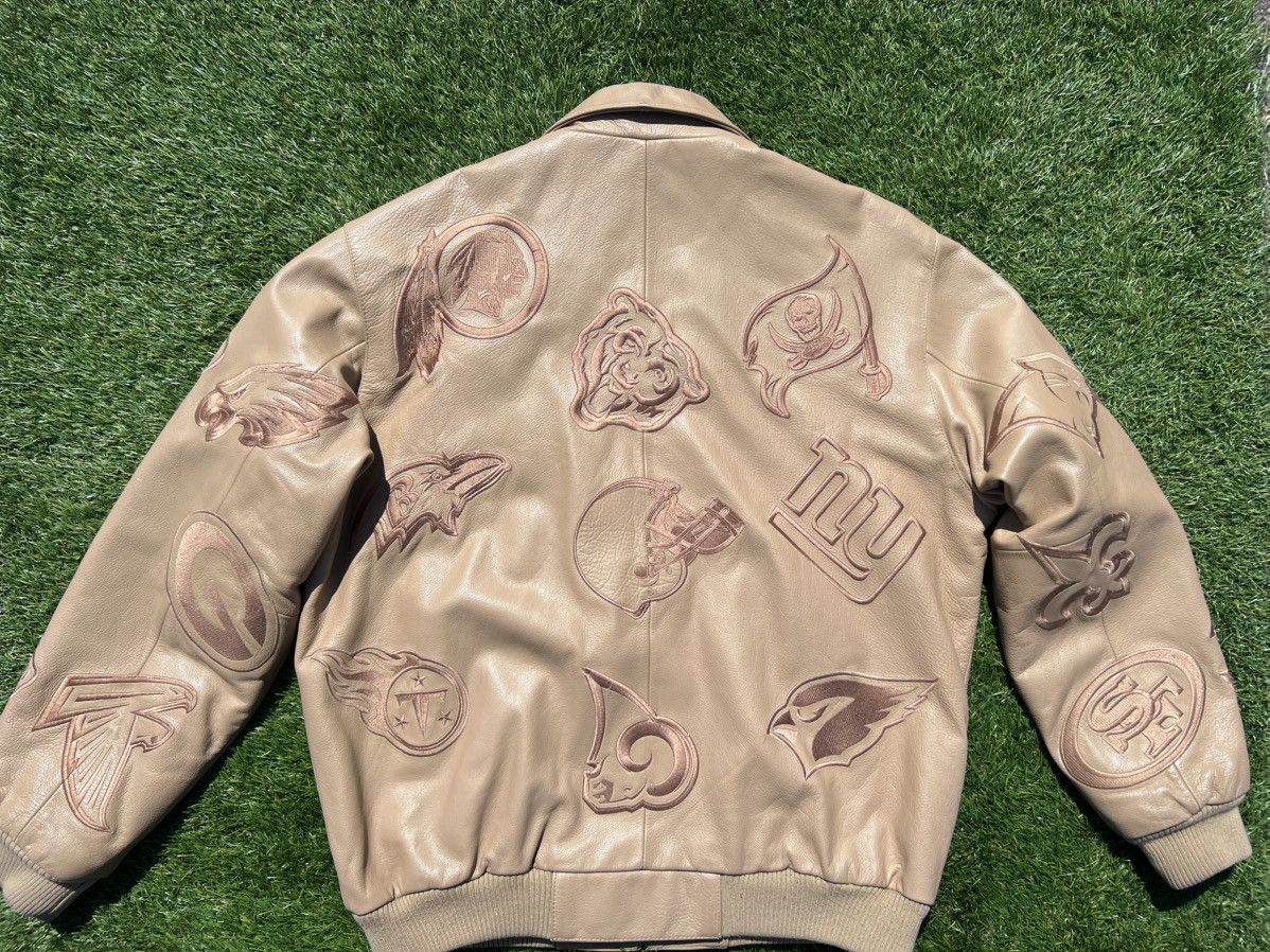 G-III Large Men’s Vintage GIII X NFL Teams Monochromatic Size US L / EU 52-54 / 3 - 9 Thumbnail