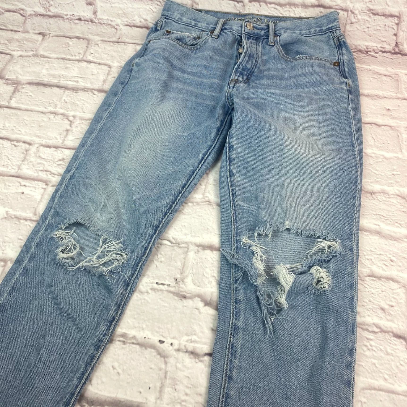 American Eagle Outfitters American Eagle Womens Girlfriend Jeans Size 2 Distressed Button Fly Size 26" / US 2 / IT 38 - 4 Thumbnail
