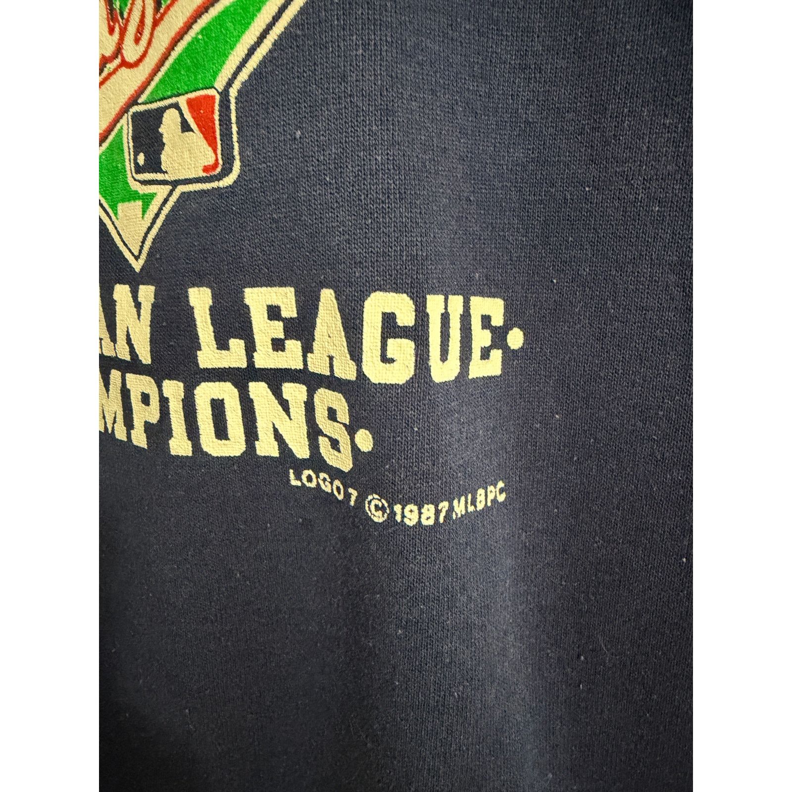 Logo 7 Vintage Minnesota Twins 1987 World Series Crewneck Size XL Size US XL / EU 56 / 4 - 3 Thumbnail