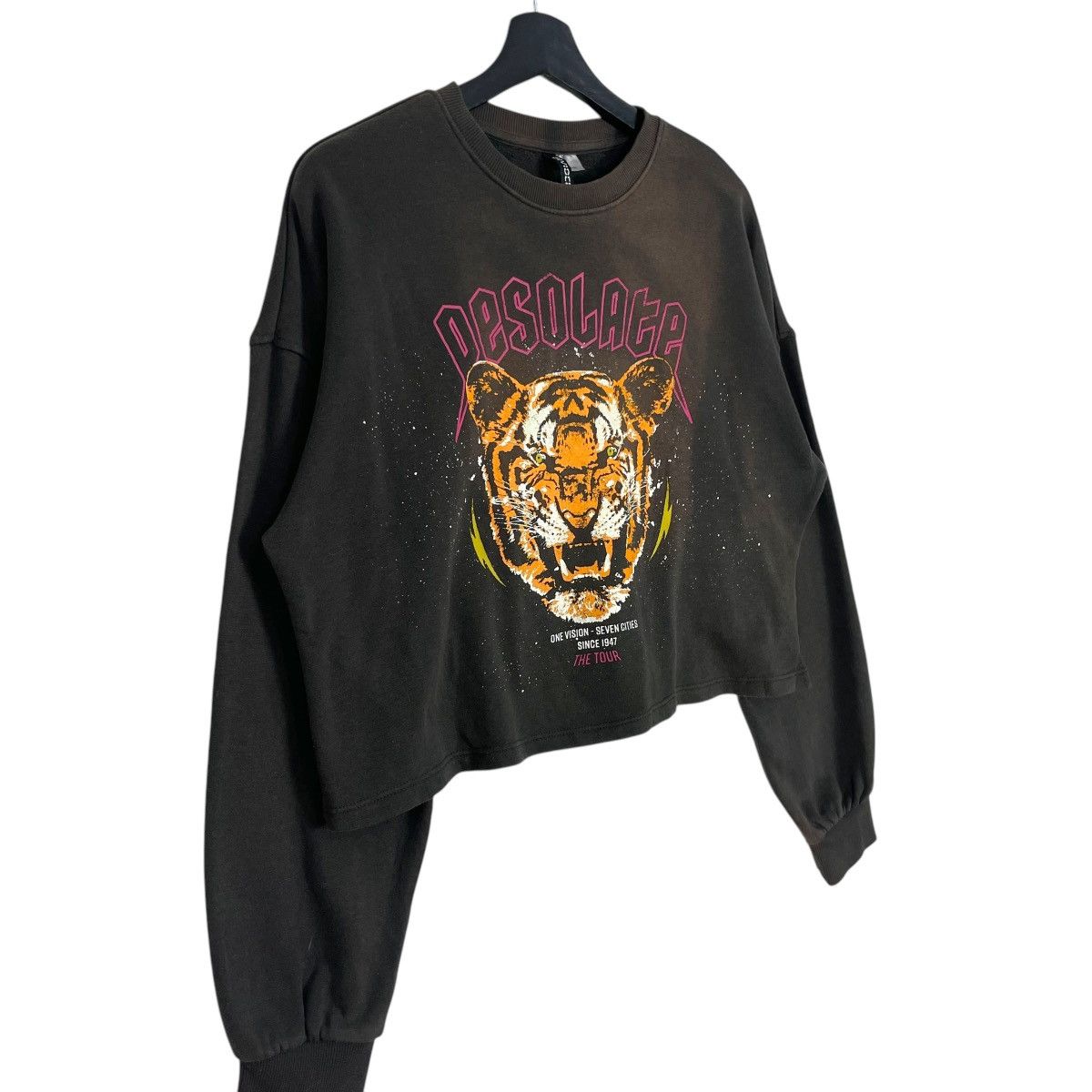 Band Tees Vintage Desolate Tour Band Tee Rock Cropped Sweatshirt Size M / US 6-8 / IT 42-44 - 2 Thumbnail