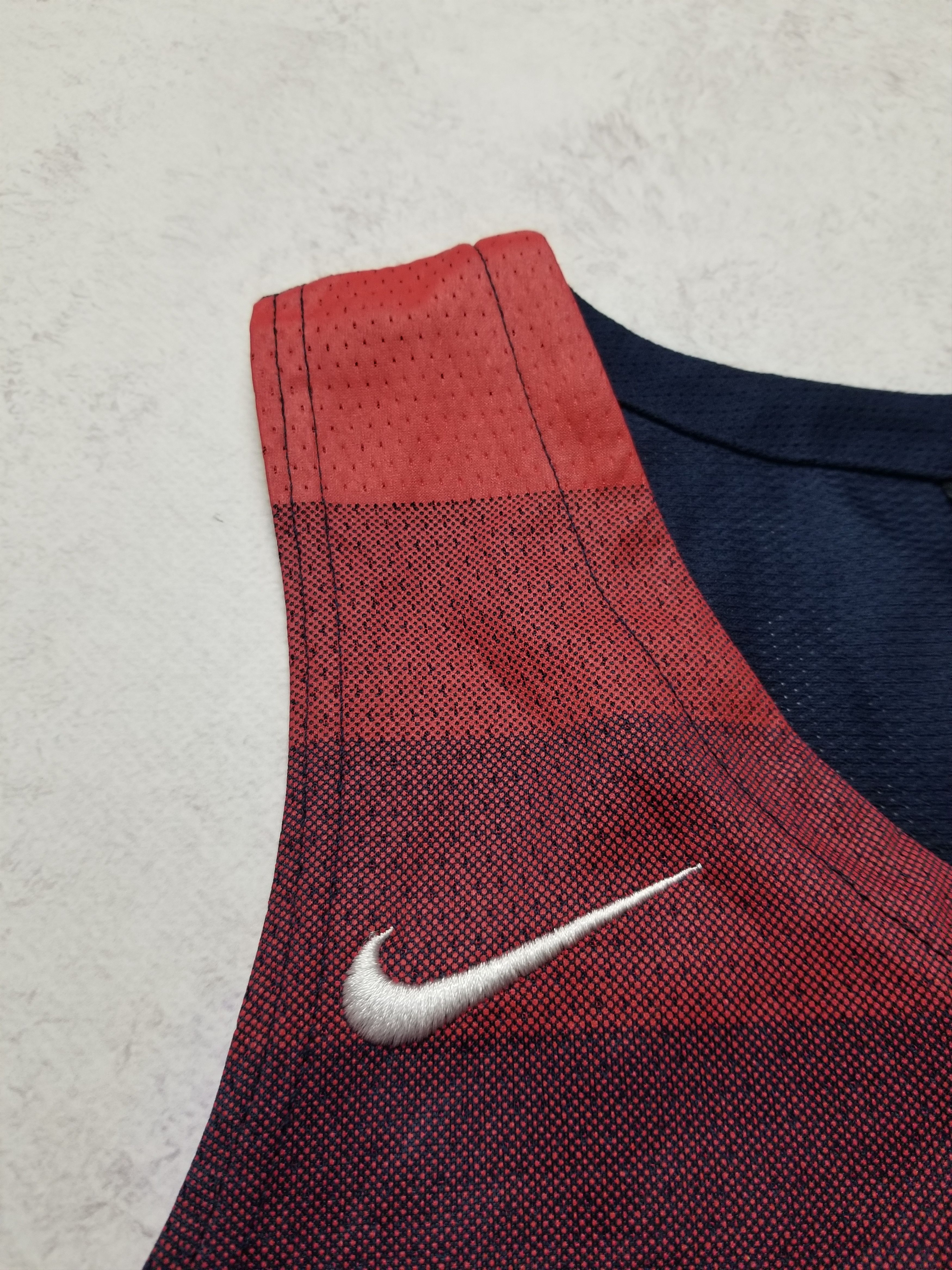 Nike NCAA ARIZONA WILDCATS #13 DEANDRE AYTON COLLEGE NBA JERSEY Size US S / EU 44-46 / 1 - 9 Thumbnail