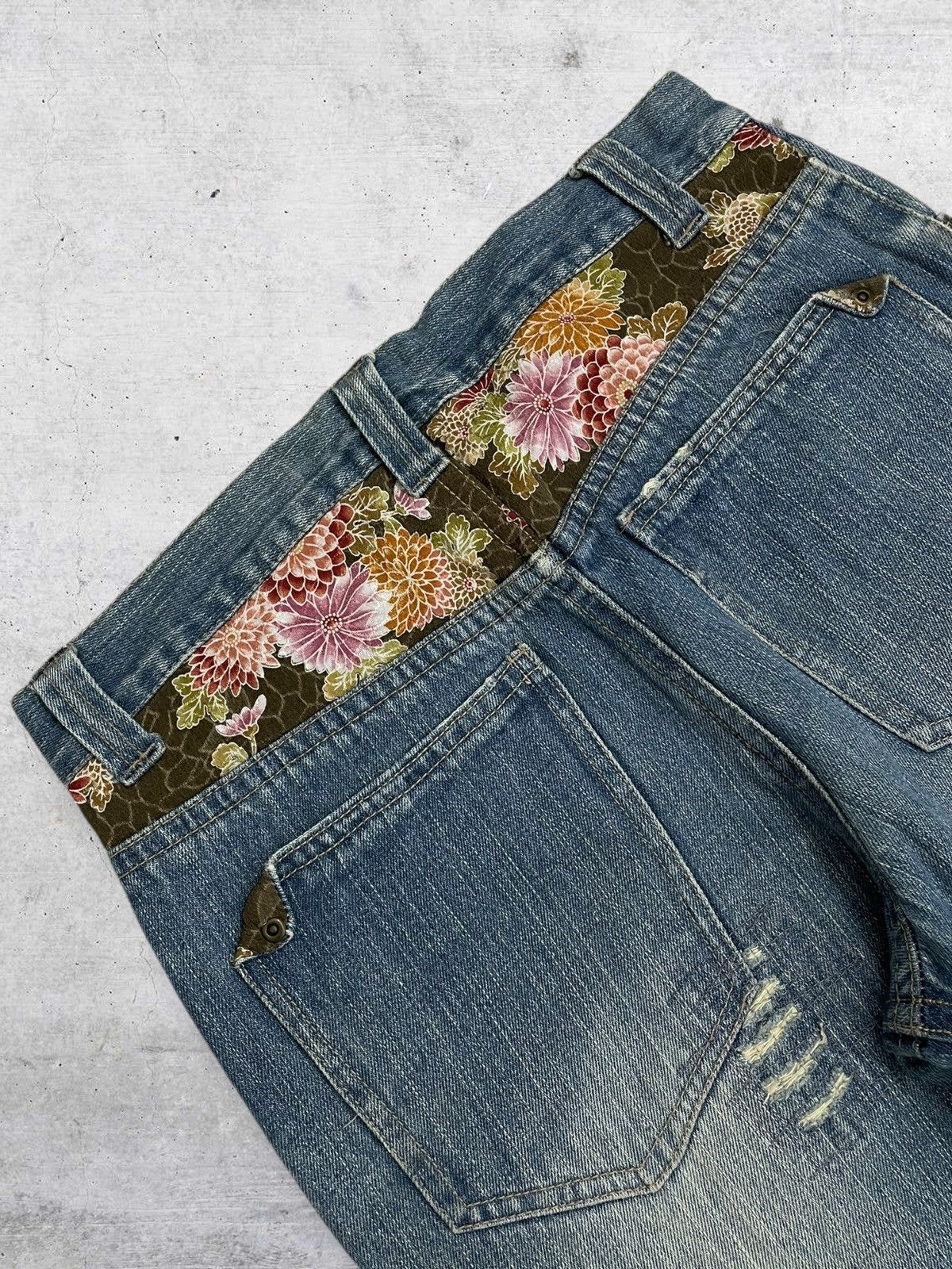 KMRii VINTAGE GURU GUMU 90S JAPAN DESIGNER DISTRESSED ICON DENIM Size US 30 / EU 46 - 16 Thumbnail