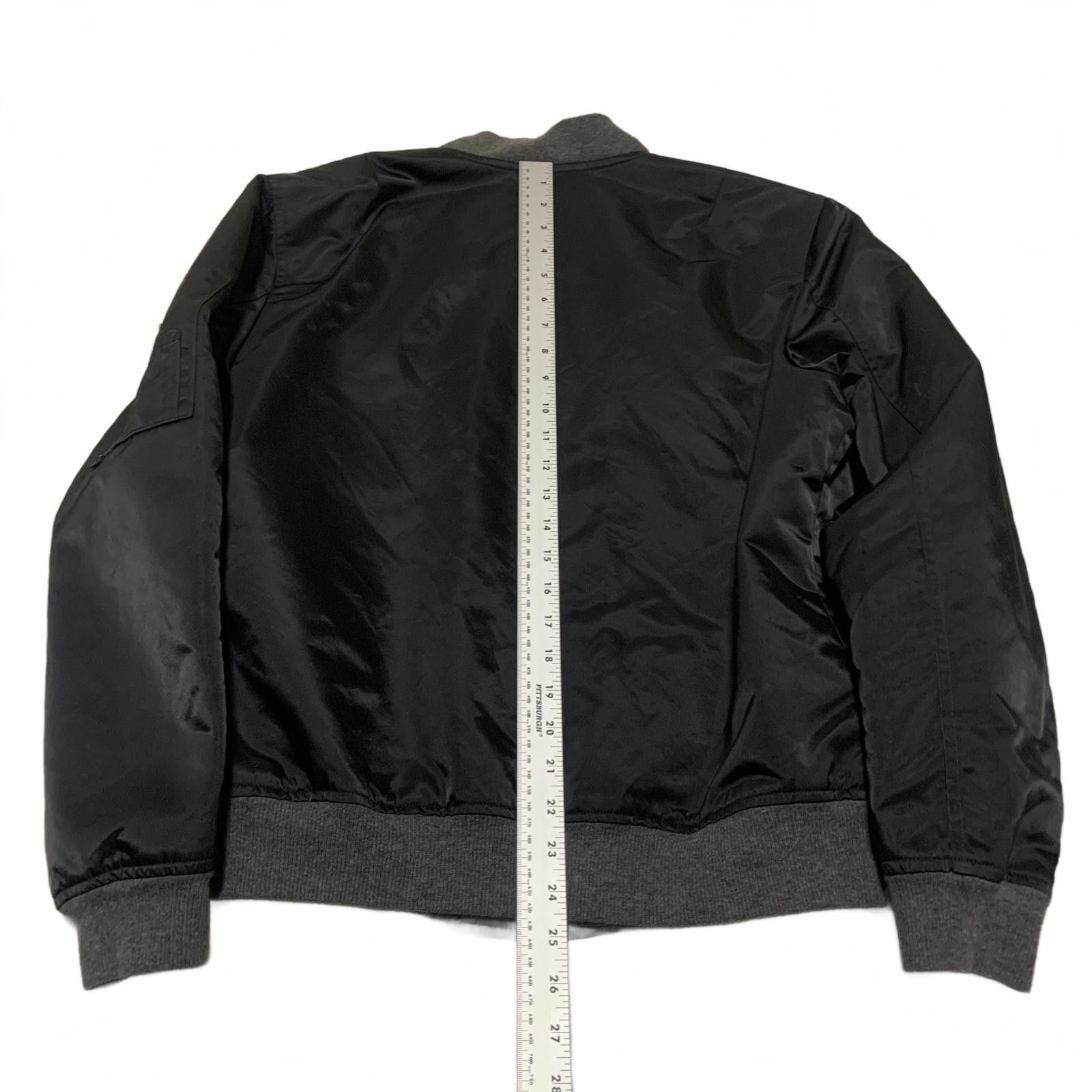 Other Vintage 90s Champion Bomber Jacket M Black Gray Ribbed USA Size US M / EU 48-50 / 2 - 11 Thumbnail