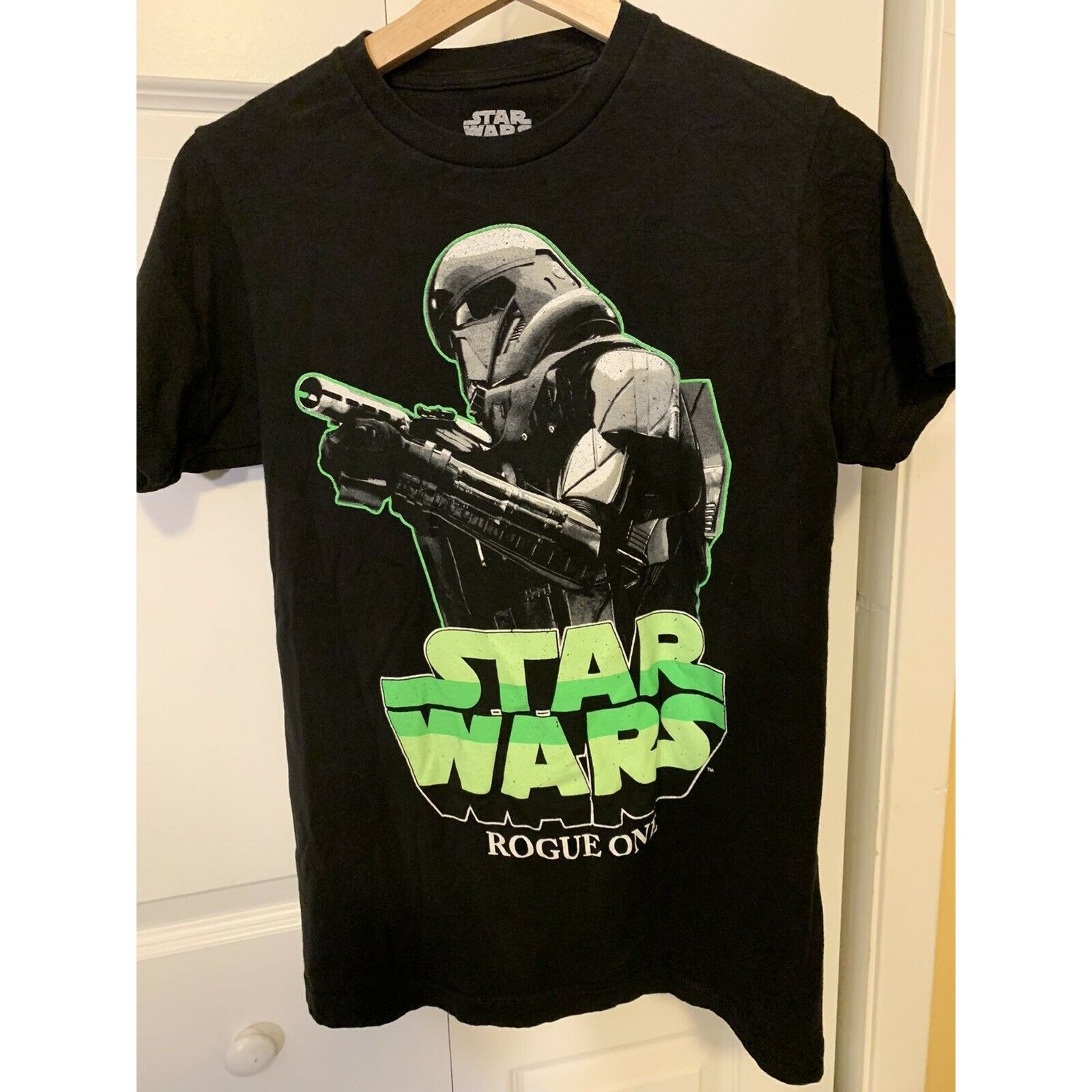 Star Wars Star Wars Rougue One Men’s Sz S T- Shirt Black Size US S / EU 44-46 / 1 - 3 Thumbnail