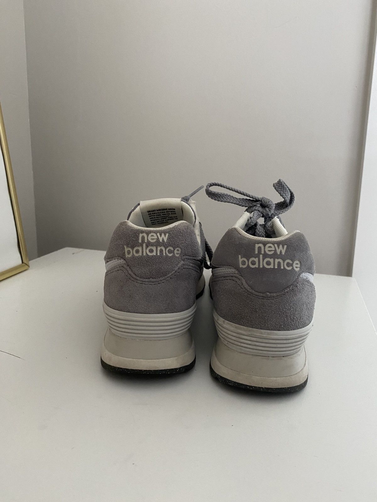 New Balance New Balance 574 ‘Grey Off White’ - Size US 8 Size US 8 / EU 41 - 6 Thumbnail