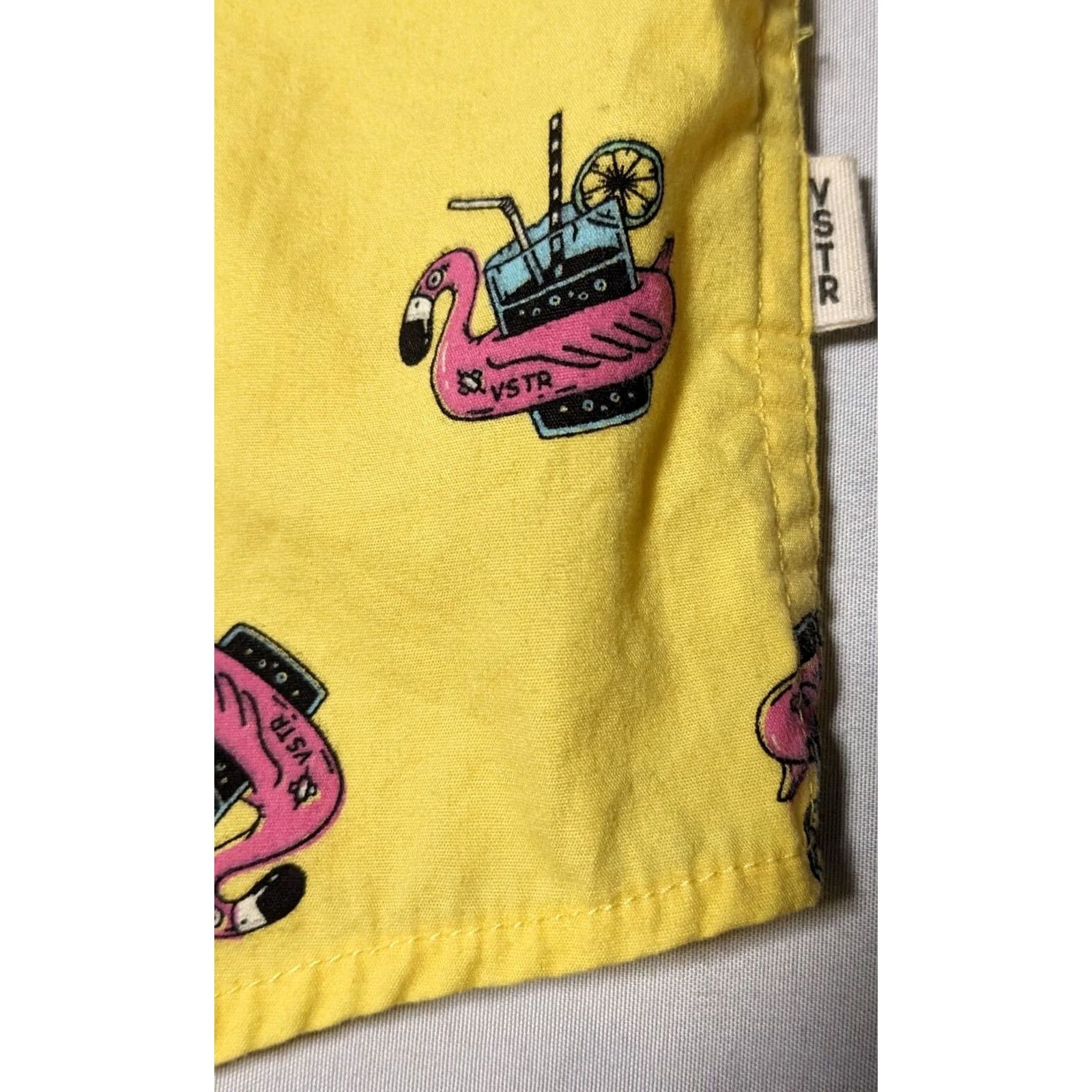 Pinko VSTR PREMIUM Pink Flamingo Drink Holder GEO AOP Men 2XL Cotton Yellow Camp Shirt Size US XXL / EU 58 / 5 - 7 Thumbnail