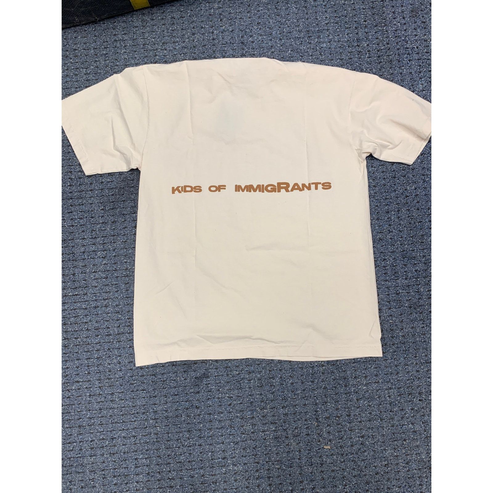Nike Kids of Immigrants "Immigrant" Tee Off White Size Small NEW Size US S / EU 44-46 / 1 - 2 Thumbnail
