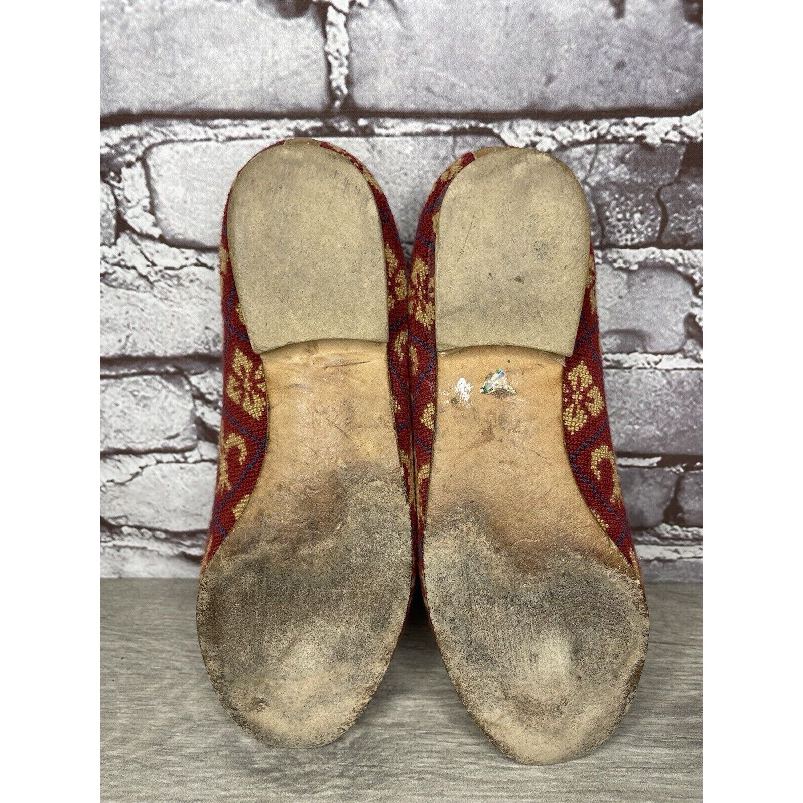 Other Zalo Red Fabric Gold Pattern Slip On Needle Loafers Shoes Wo Size US 7.5 / IT 37.5 - 9 Thumbnail