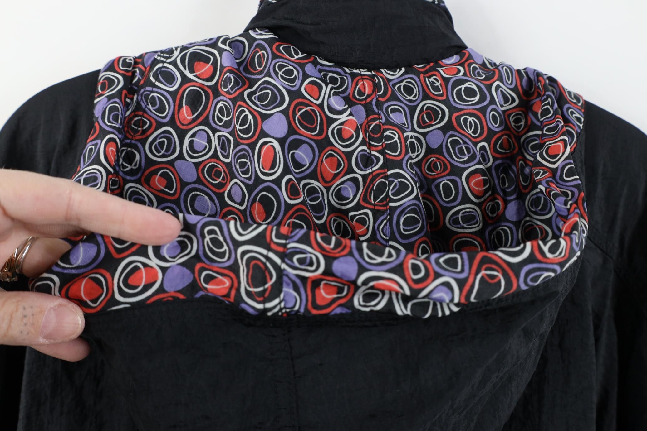 Nike Vintage 90s Nike Spell Geometric Hooded Windbreaker Jacket Size M / US 6-8 / IT 42-44 - 10 Thumbnail