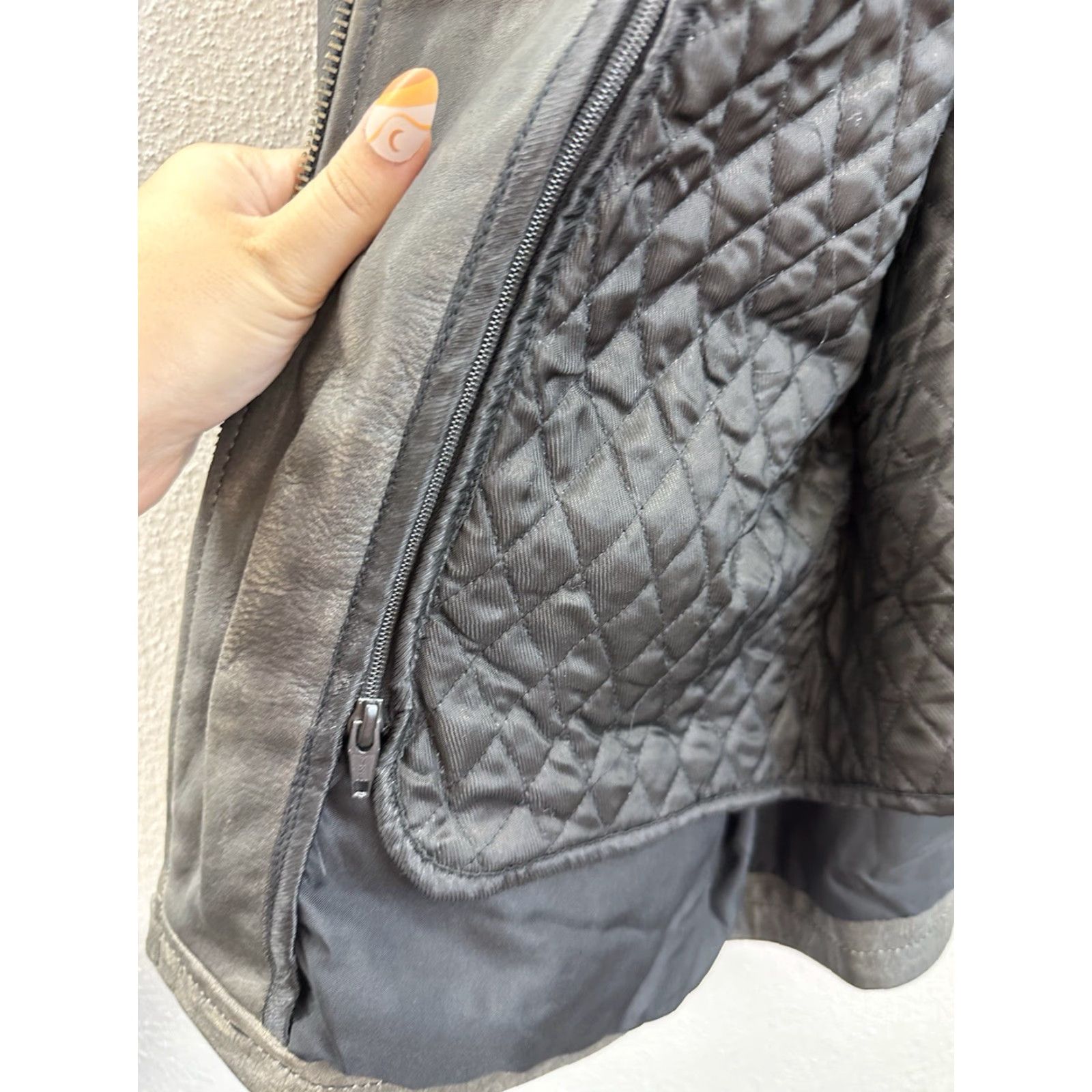 Vintage Wilsons Leather M. Julian Mens Jacket Size Large Brown Thinsulate Lined Zip Up Vintage Men's Jacket Size US L / EU 52-54 / 3 - 6 Thumbnail