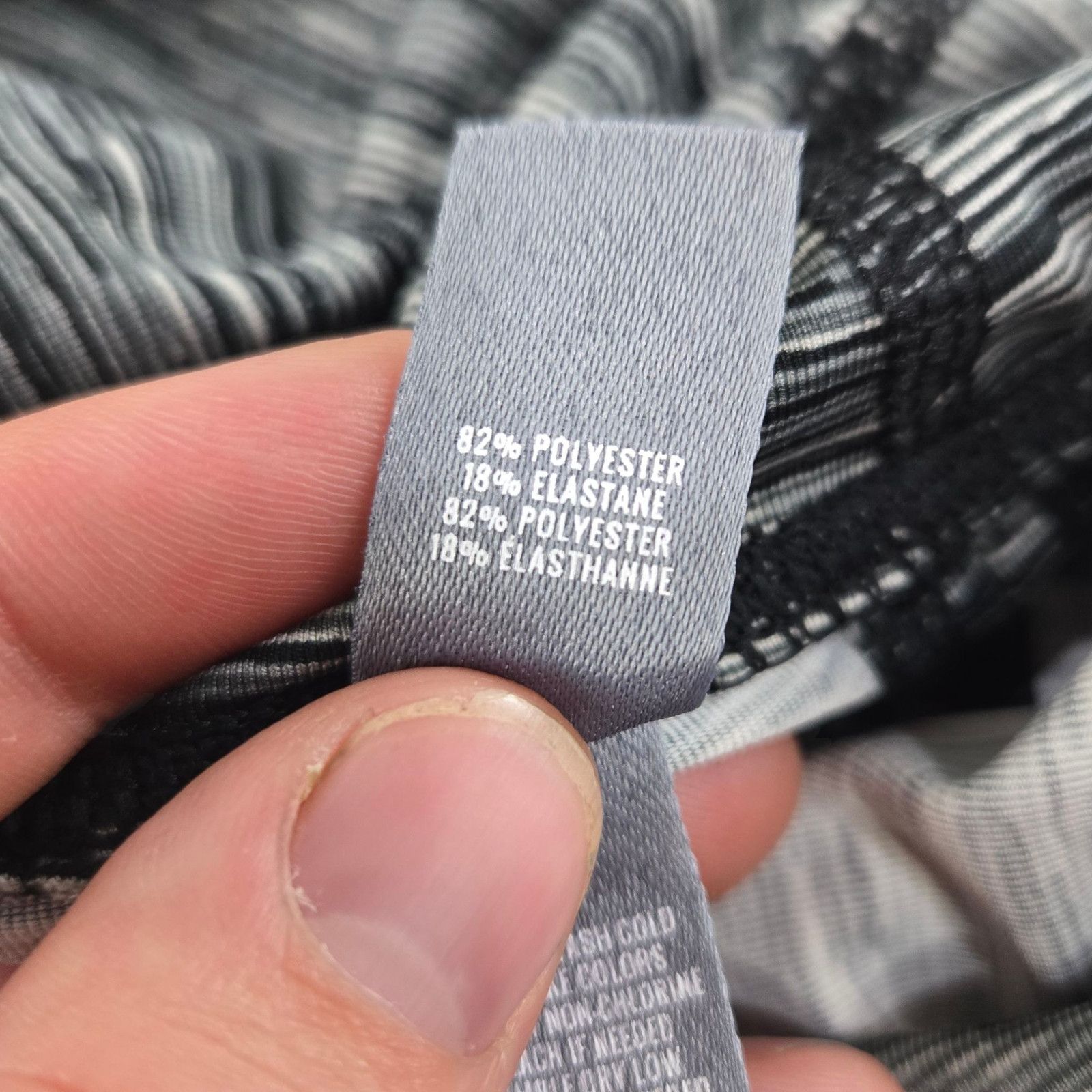 Other Aerie Gray Black Space Dye Cropped Leggings Size Medium Size 28" / US 6 / IT 42 - 7 Thumbnail