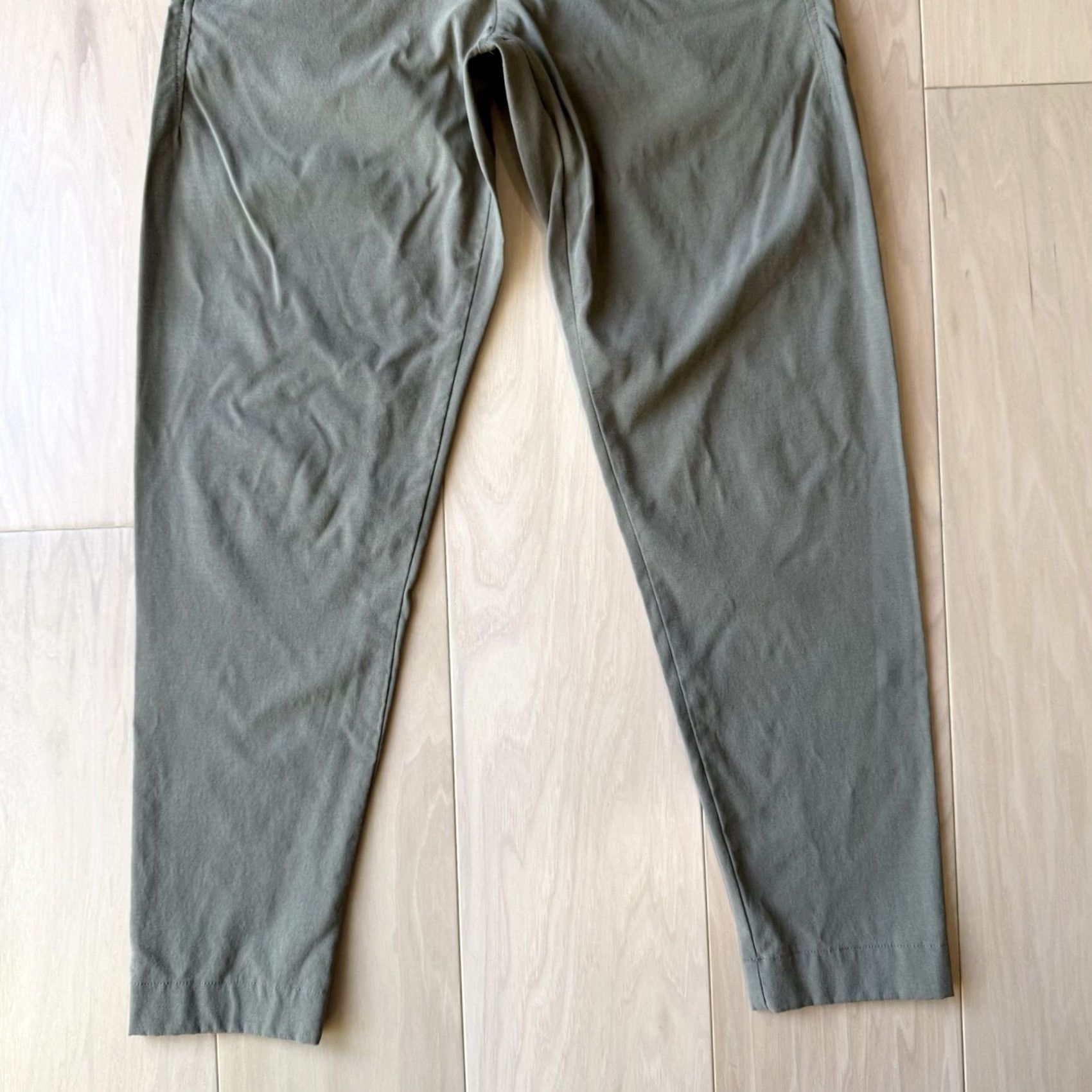Outlier Outlier Pants 30 Khaki Bomb Dungarees Outdoors Workwear Utility Golf Colorado Pants Men 30 Khaki Bomb Outdoors Workwear Golf Athletic Casual Mens Size US 30 / EU 46 - 4 Thumbnail