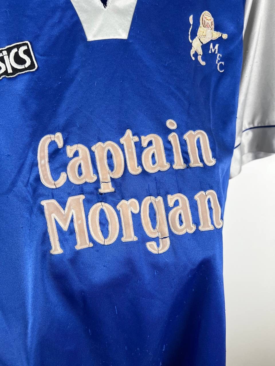 Asics Millwall ASICS home jersey 1994/96 size S Size US S / EU 44-46 / 1 - 9 Thumbnail