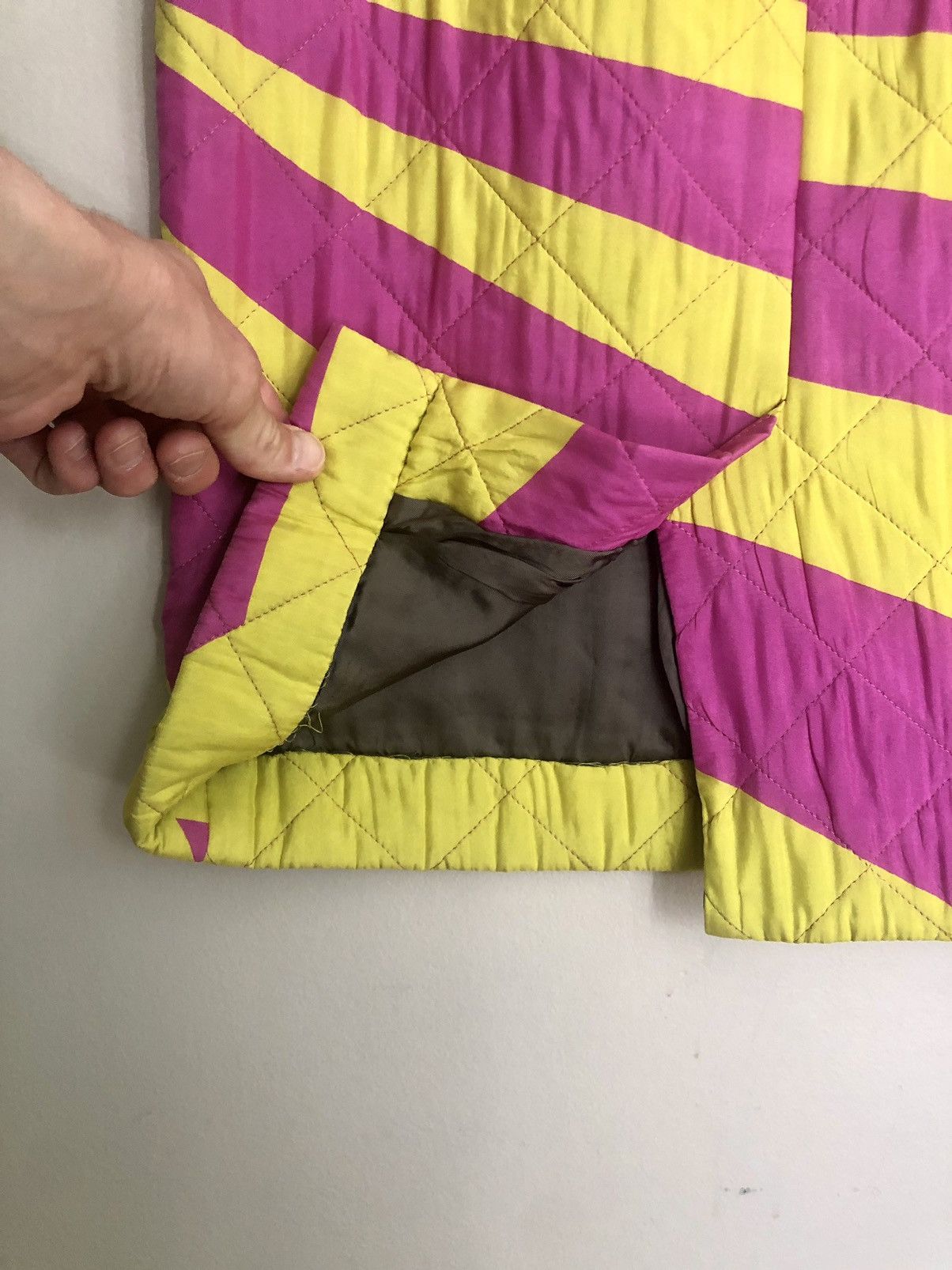 Dries Van Noten Dries Van Noten Runway AW14 Quilted Psychedelic Skirt Size 27" / US 4 / IT 40 - 11 Thumbnail