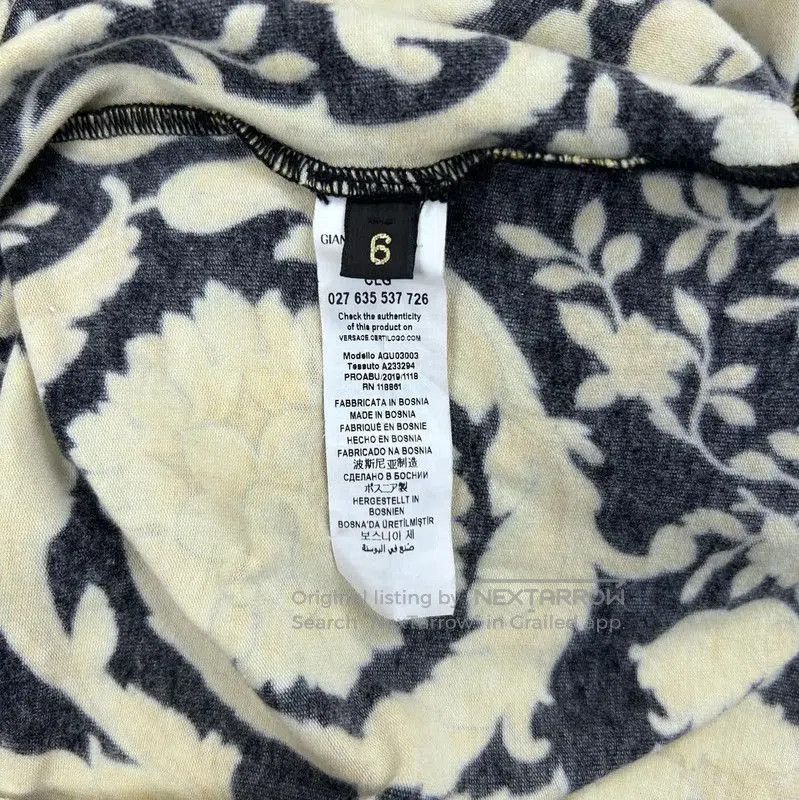 Versace Versace Gold Print Cotton Short Sleeve T-Shirt . Size US XL / EU 56 / 4 - 9 Thumbnail