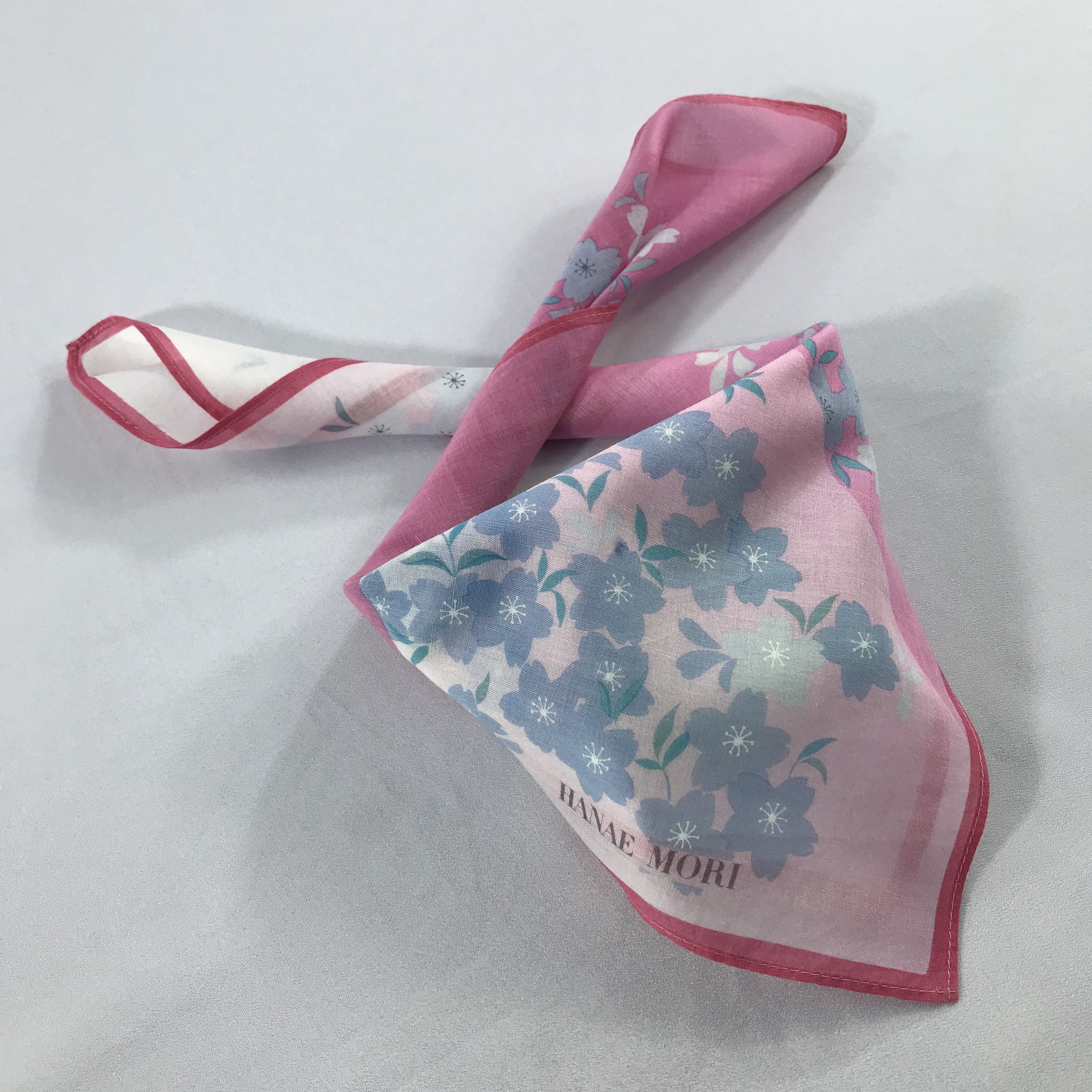 Hanae Mori × Vintage Hanae Mori Bandana / Handkerchief / Neckerchief - S2505 Size ONE SIZE - 4 Thumbnail