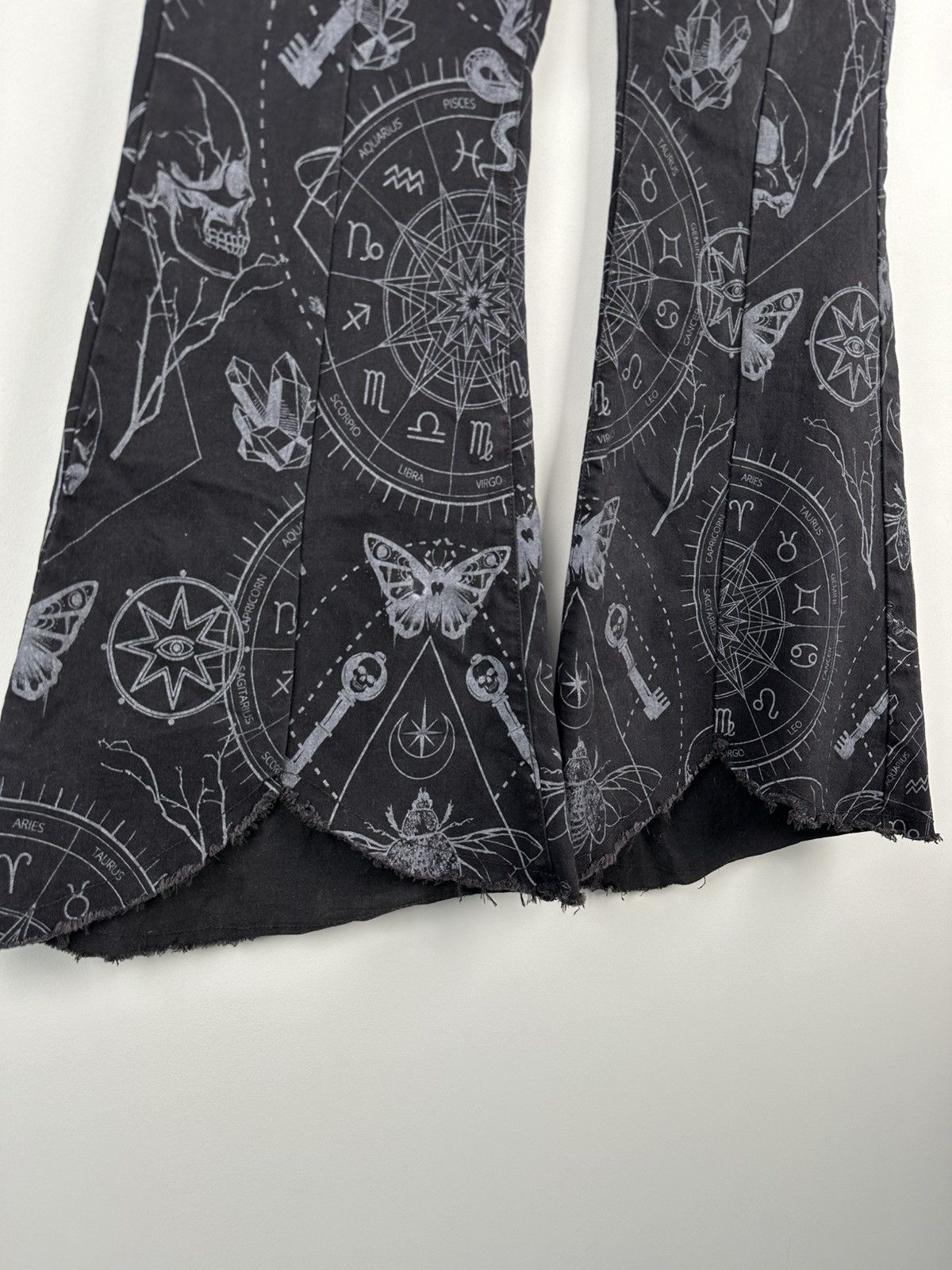Japanese Brand Vintage Y2k Avant Garde Flared Pants Bohemian Gothic Size 30" / US 8 / IT 44 - 4 Thumbnail
