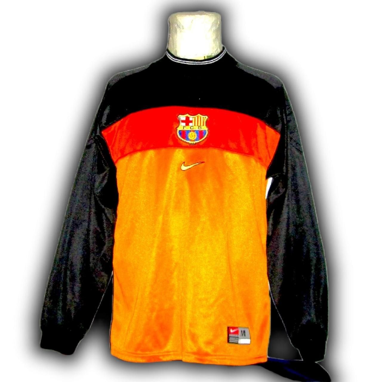 Nike Fc Barcelona Spain 1999 2000 Home Shirt Jersey GoalkeeperL Size US L / EU 52-54 / 3 - 1 Thumbnail