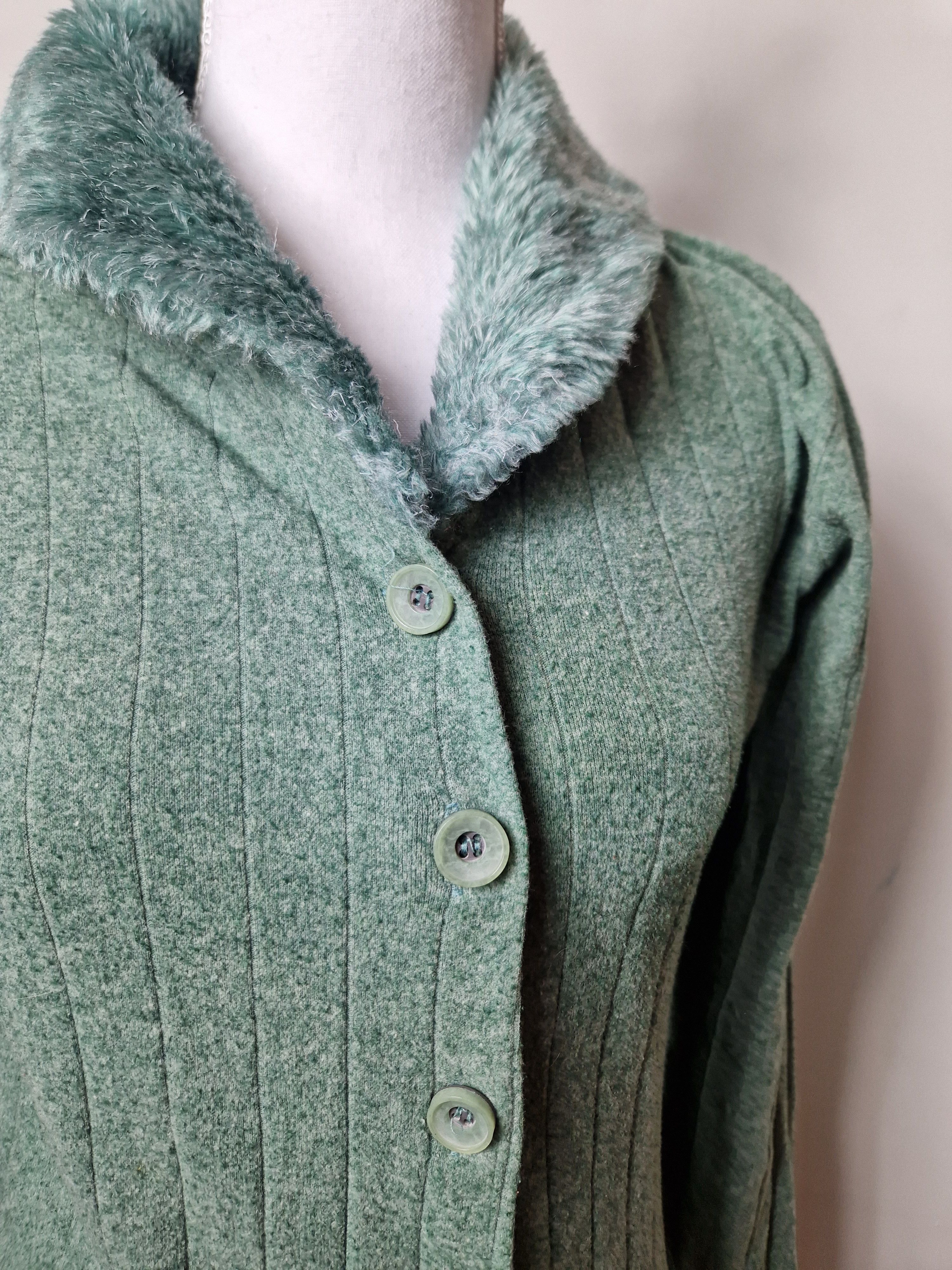 Japanese Brand Vintage faux fur cardigan y2k avant garde Size S / US 4 / IT 40 - 4 Thumbnail