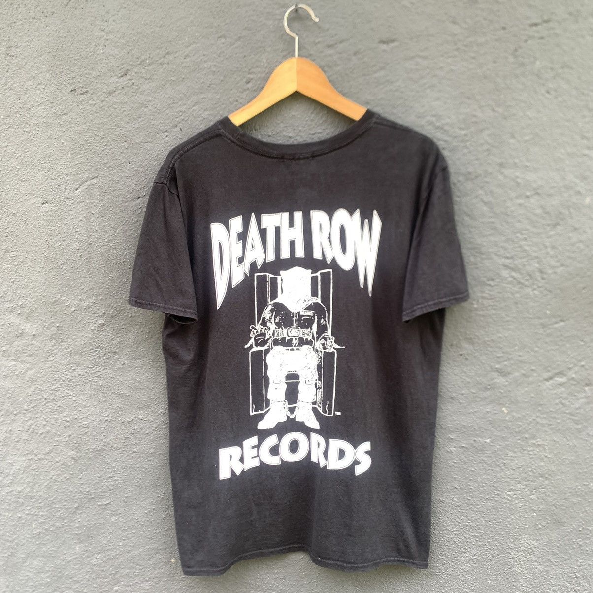 Rap Tees Thrashed Faded Death Row Records Tee Size US L / EU 52-54 / 3 - 1 Thumbnail