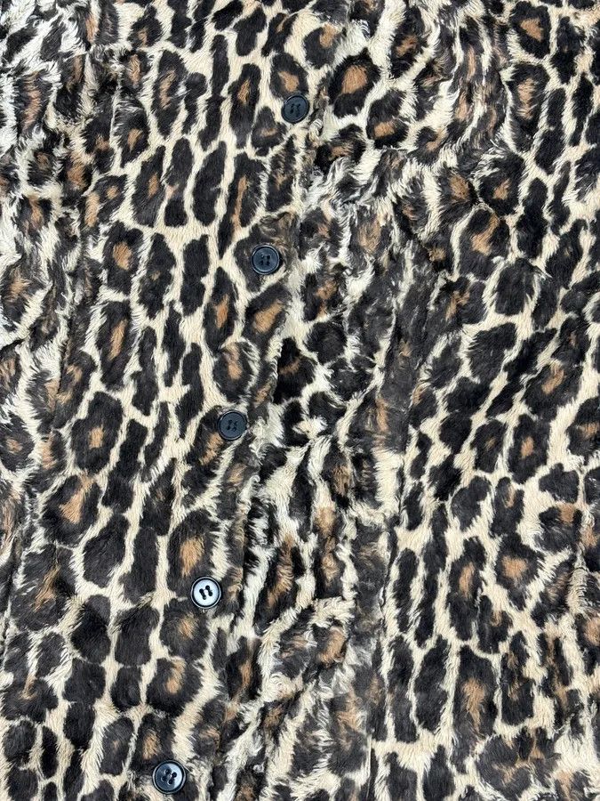 Dolce & Gabbana 2000s Dolce & Gabbana Beige Faux Fur Leopard Shirt Size S / US 4 / IT 40 - 8 Thumbnail