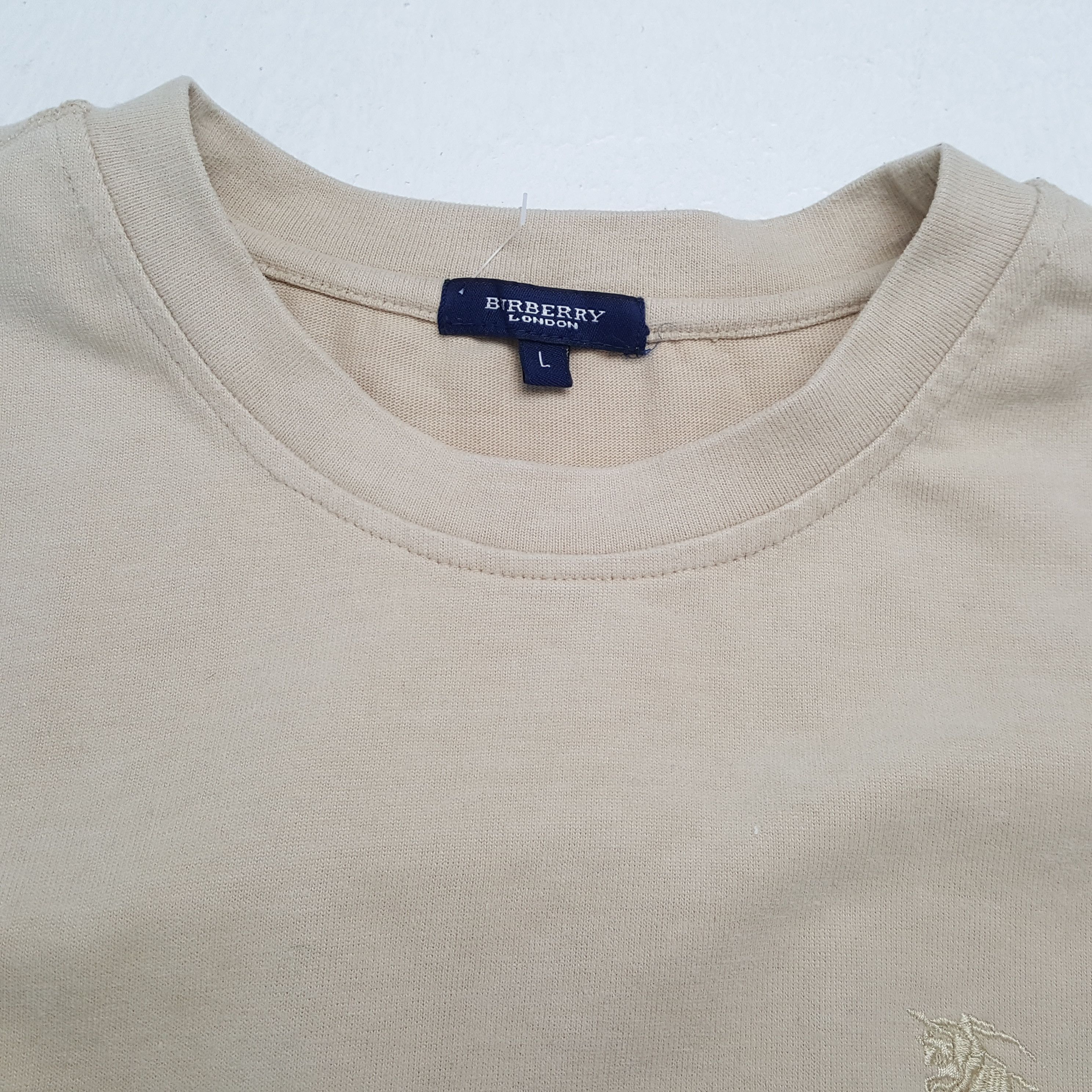 Burberry × Vintage BURBERRY LONDON Tshirt Nova Check Design Style Size US M / EU 48-50 / 2 - 8 Thumbnail