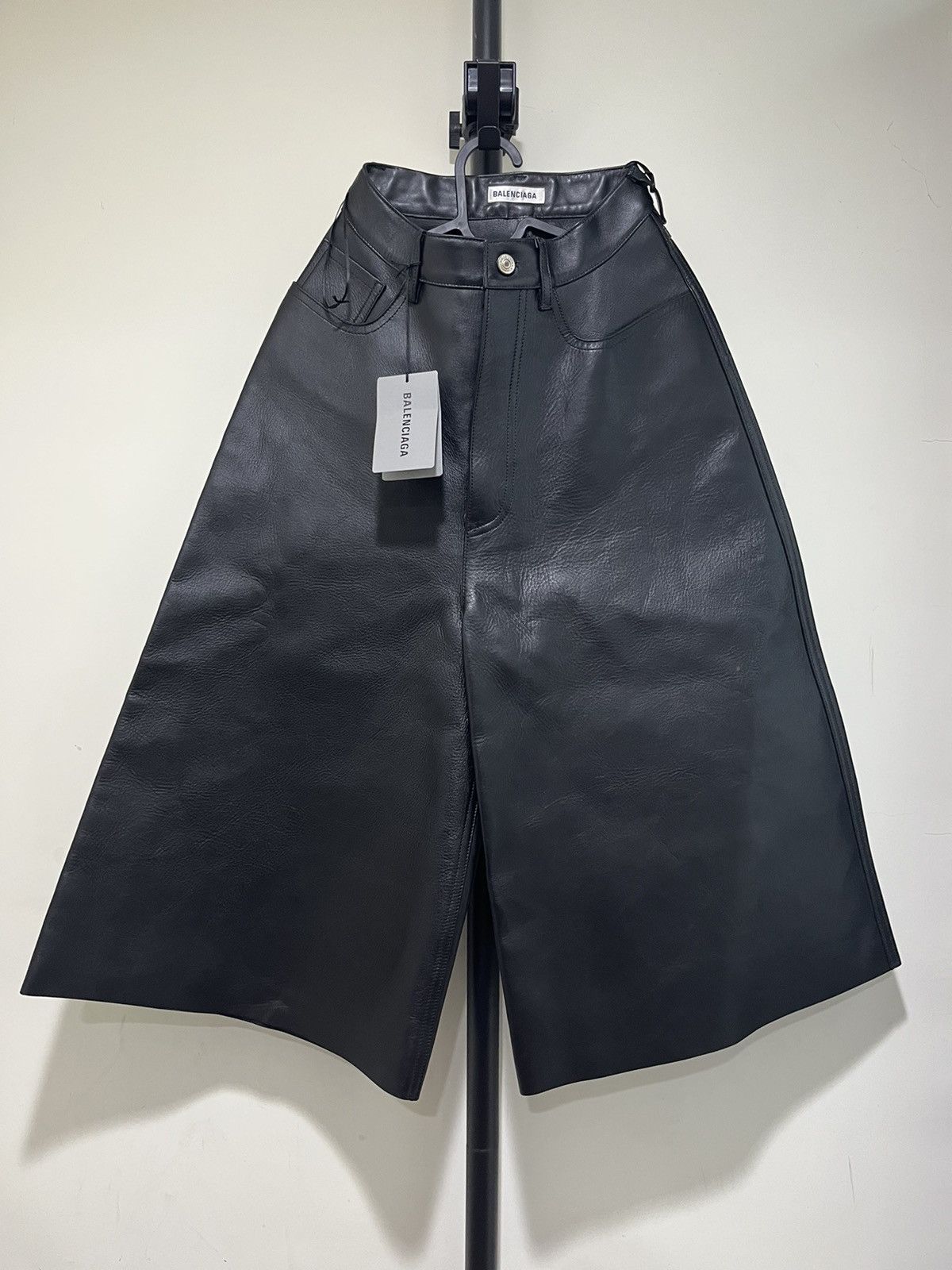 Balenciaga Balenciaga Leather Pants Trousers Size US 34 / EU 50 - 1 Thumbnail