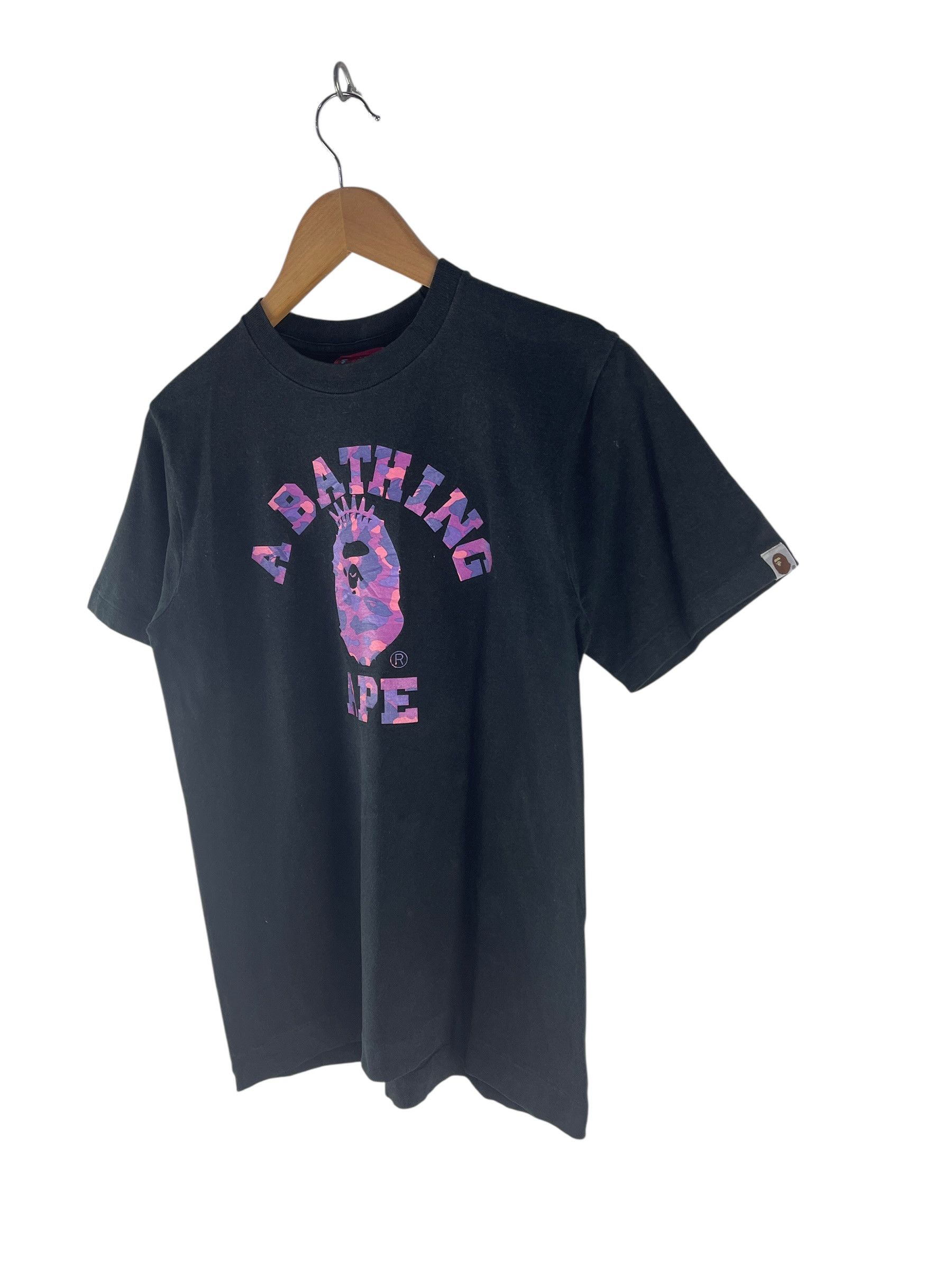 Bape A Bathing Ape (BAPE) College Logo Tee Size US S / EU 44-46 / 1 - 5 Thumbnail