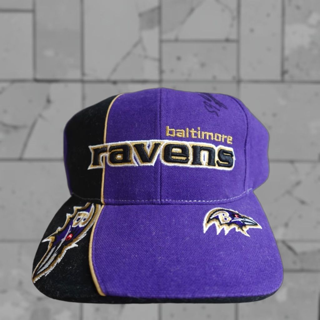 NFL VINTAGE Baltimore Ravens Hat Strapback Purple Embroidered Autographed Old Stock - NFL Baseball Cap Mens One Size Cotton Canvas Study Size ONE SIZE - 1 Thumbnail