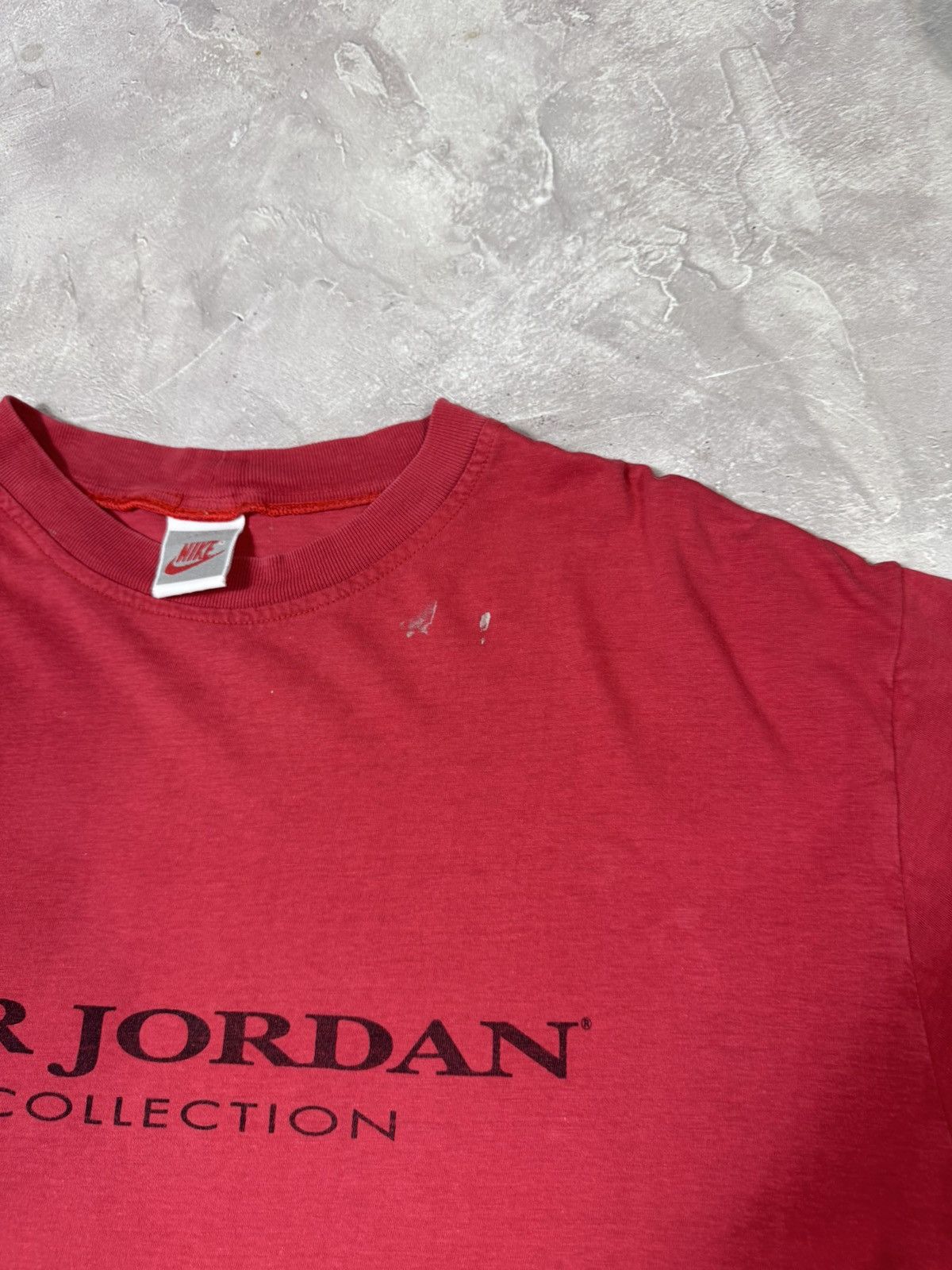 Jordan Brand Rare 90s Nike Air Jordan Fade Distressed T-shirt Size US XL / EU 56 / 4 - 6 Thumbnail