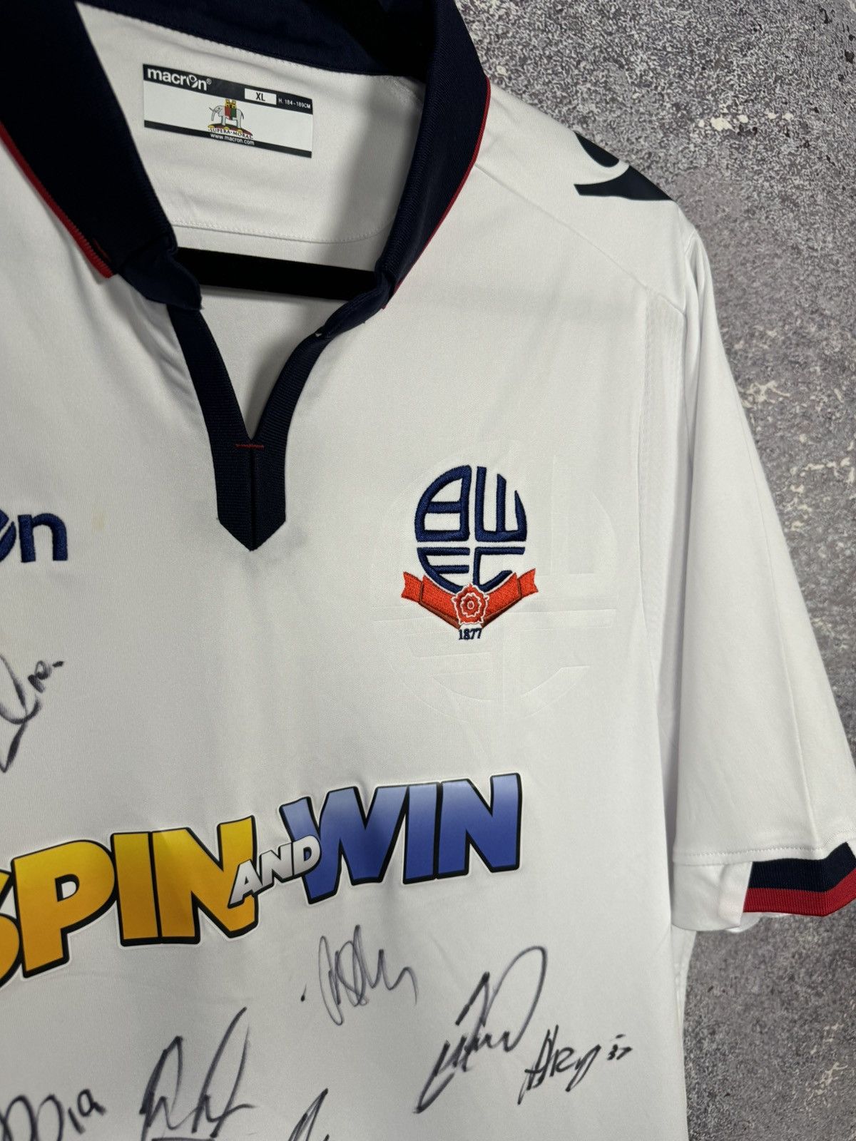 Macron × Vintage Vintage Bolton Wanderers 2016/17 Macron Soccer Jersey Size US XL / EU 56 / 4 - 10 Thumbnail