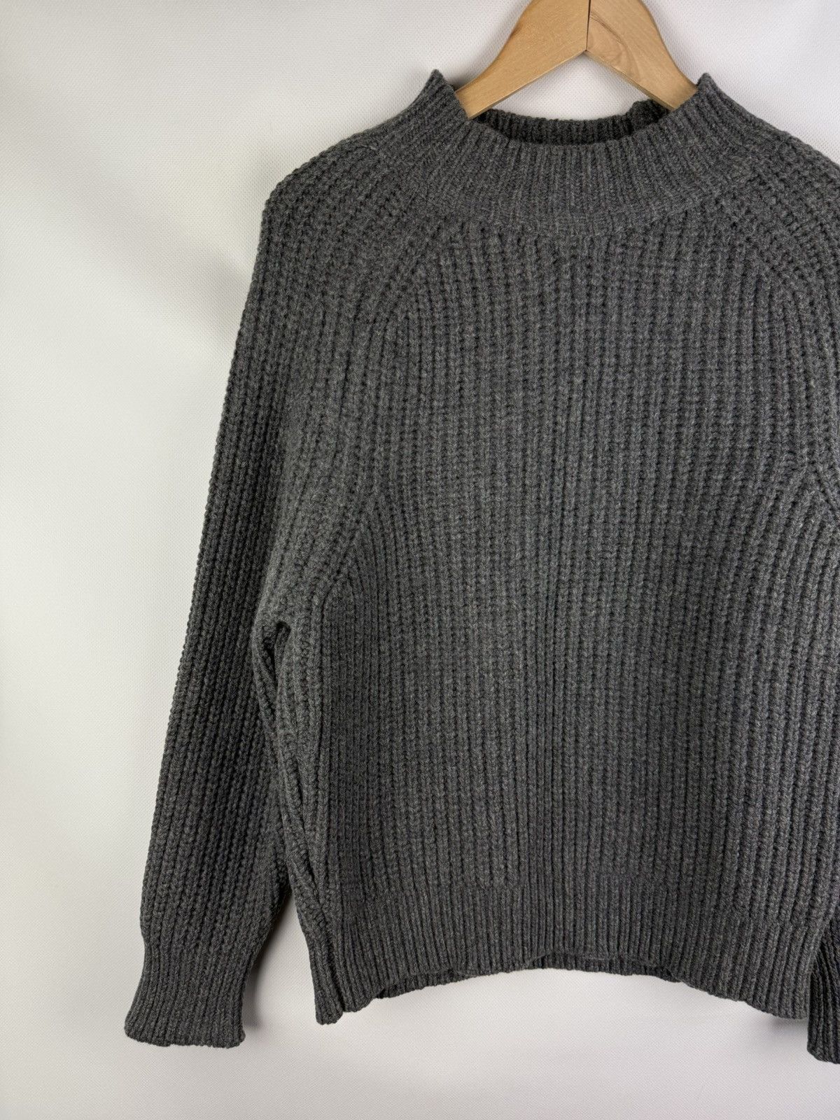 Maison Kitsune Maison Kitsune Ladies Wool Knitted Sweater Pullover Size M Size M / US 6-8 / IT 42-44 - 2 Thumbnail