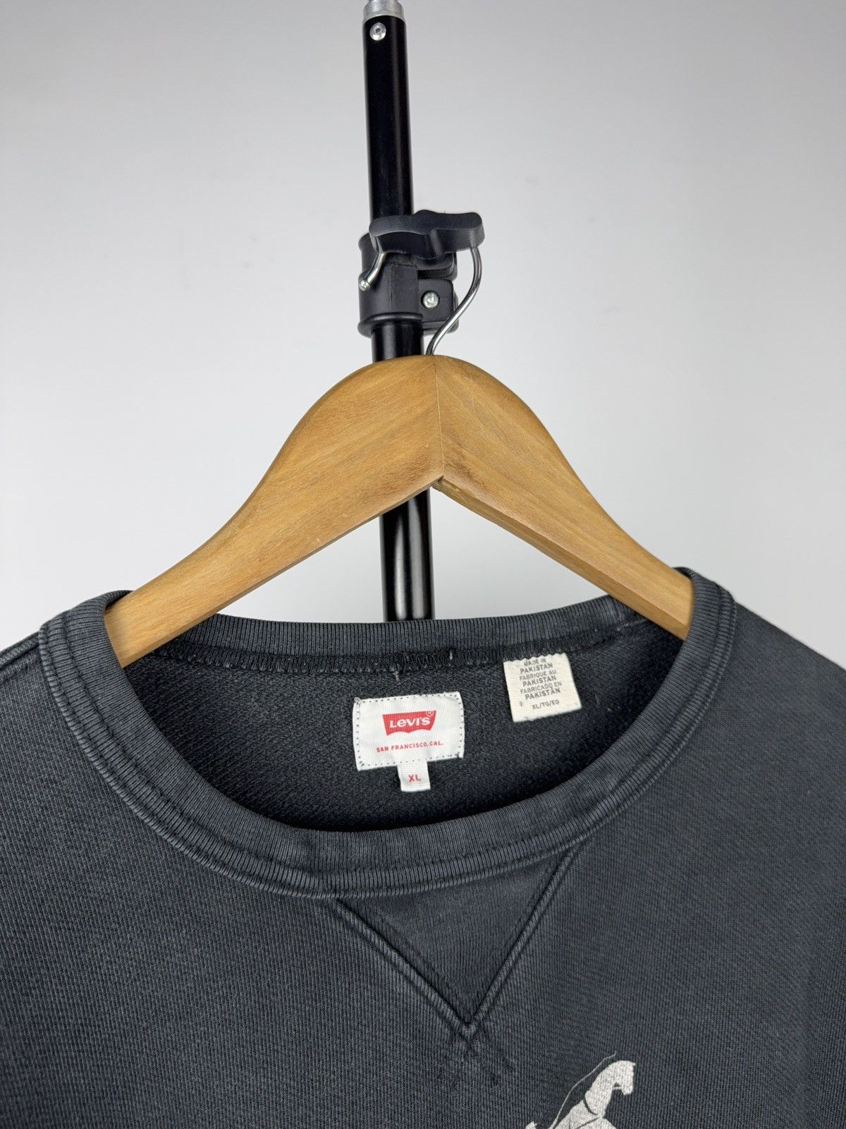 Levi's Vintage 00s USA Western Levi’s Embroidered Logo Sweatshirt Size US XL / EU 56 / 4 - 4 Thumbnail