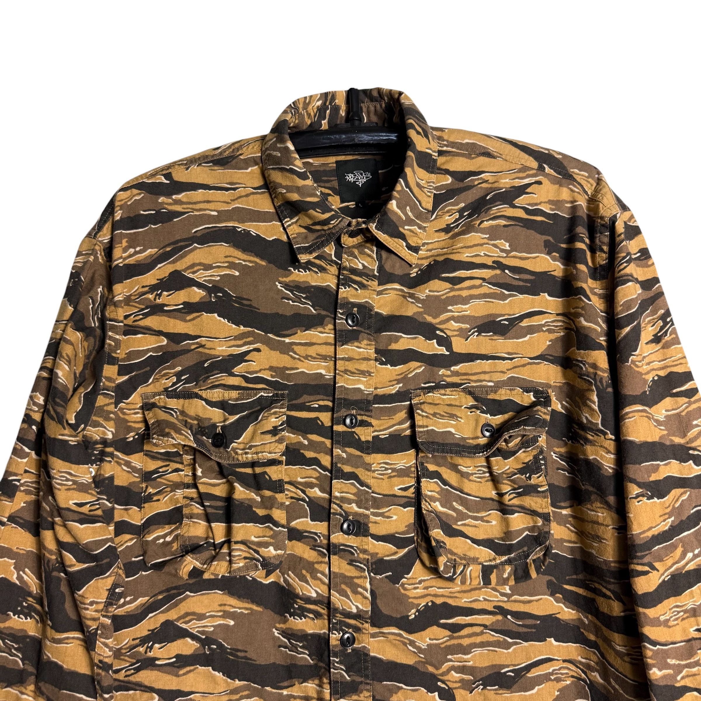 Beams Plus 🔥RARE🔥Vintage Beams Japanese Brand Camo Button Up Shirt Size US L / EU 52-54 / 3 - 2 Thumbnail